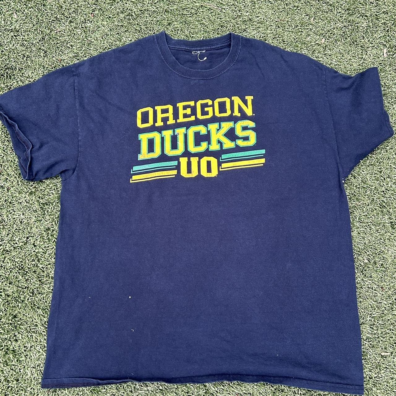 Vintage Oregon Ducks shirt 🦆 Great condition... - Depop