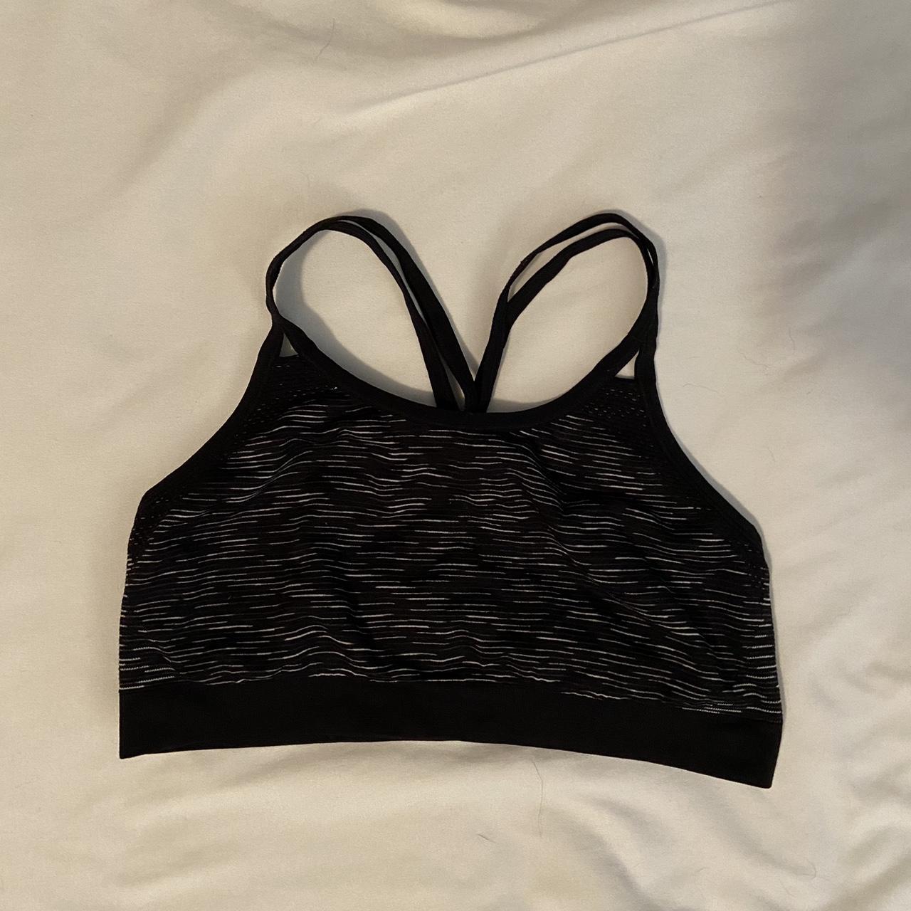 This Athletic Works Women's Sports Bra in size Large - Depop