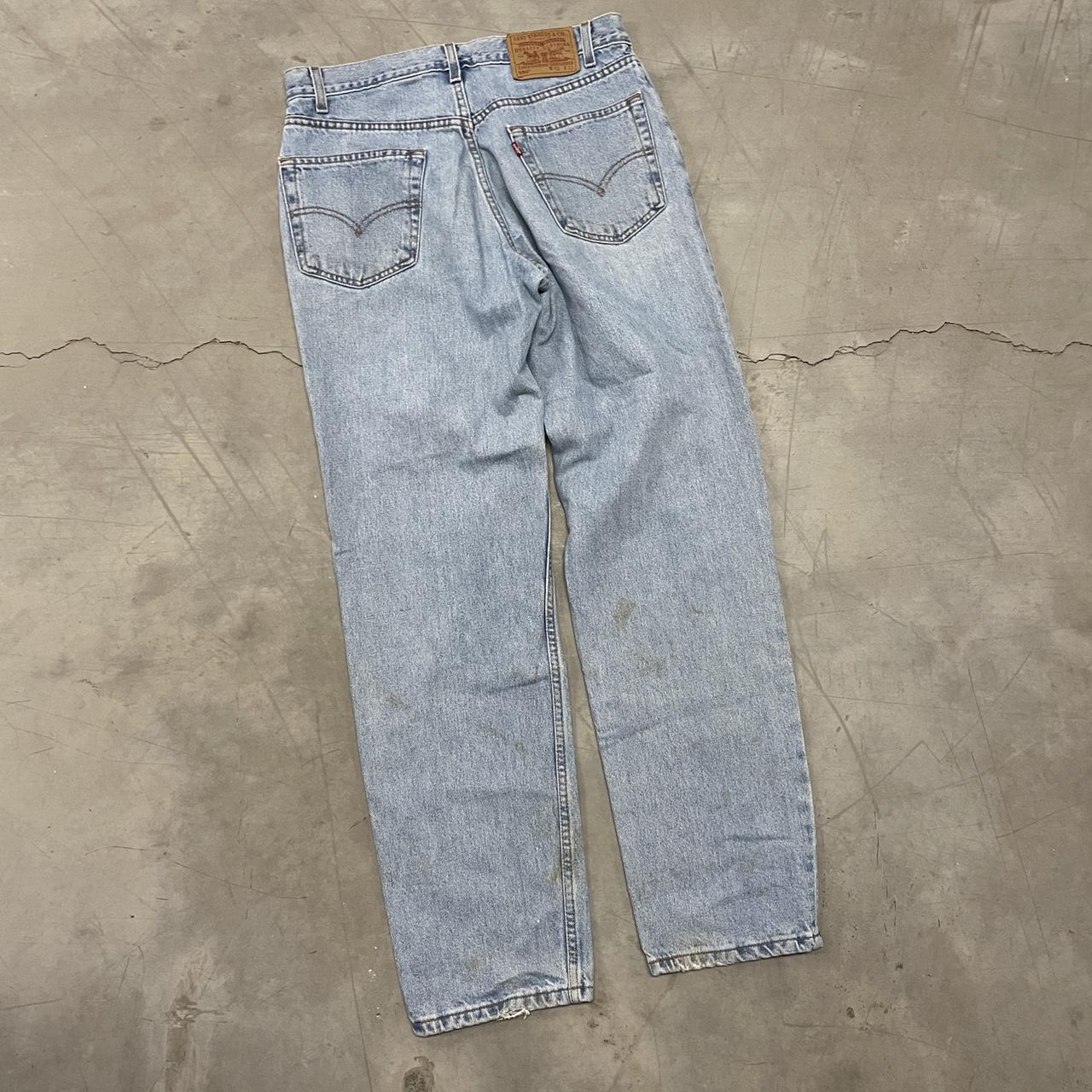 VINTAGE Y2K LEVIS 550 BAGGY WIDE LEG DENIM BLUE... - Depop