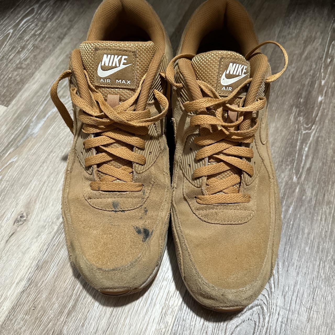 Tan sale trainers nike