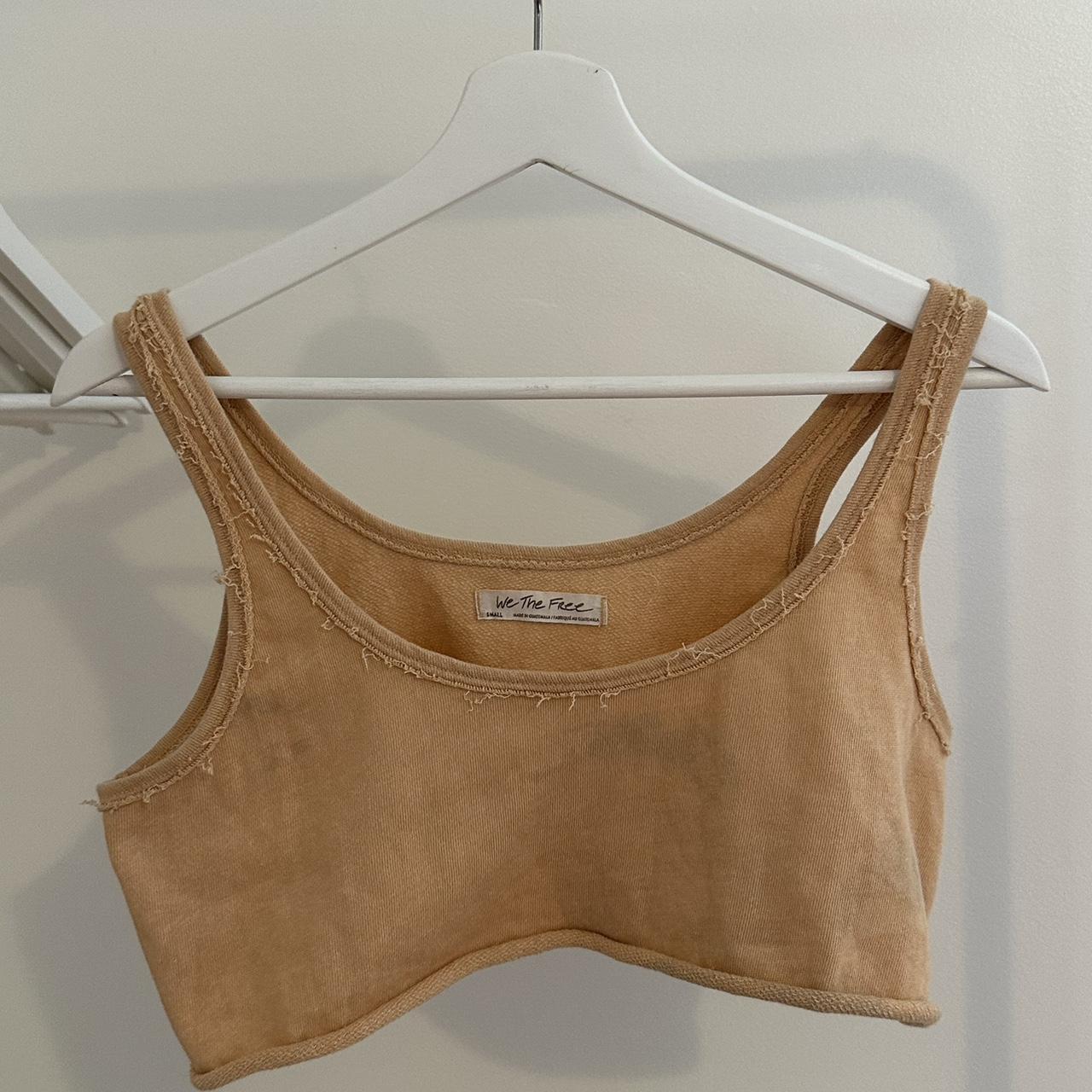 item listed by oliviaannkneeland
