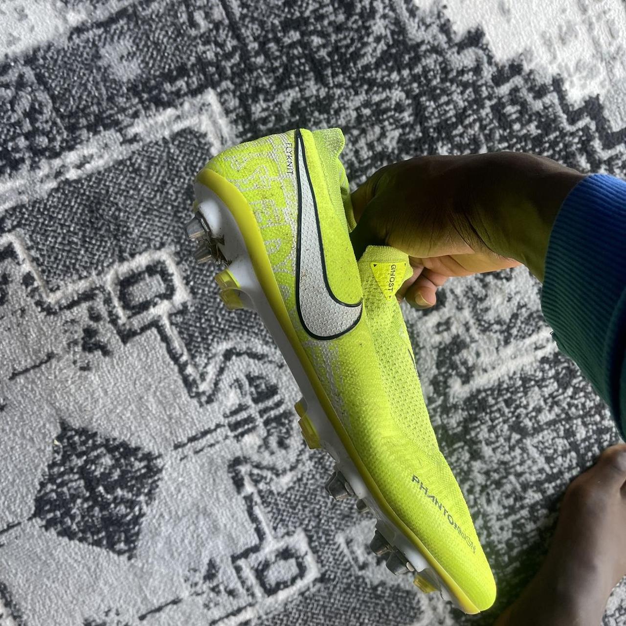 Nike Phantom Vision football boots Used a few... - Depop