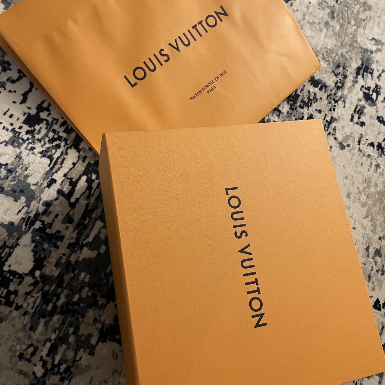 Louis Vuitton empty bag Box, 100% authentic, empty bag