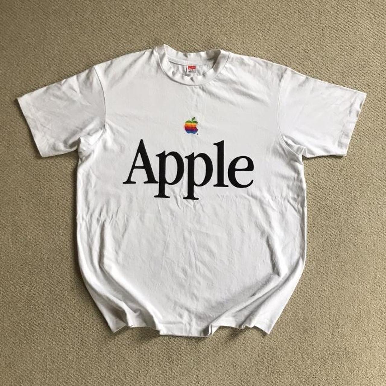 •Vintage 2000s Hanes “Apple Mac” Graphic Spellout T... - Depop