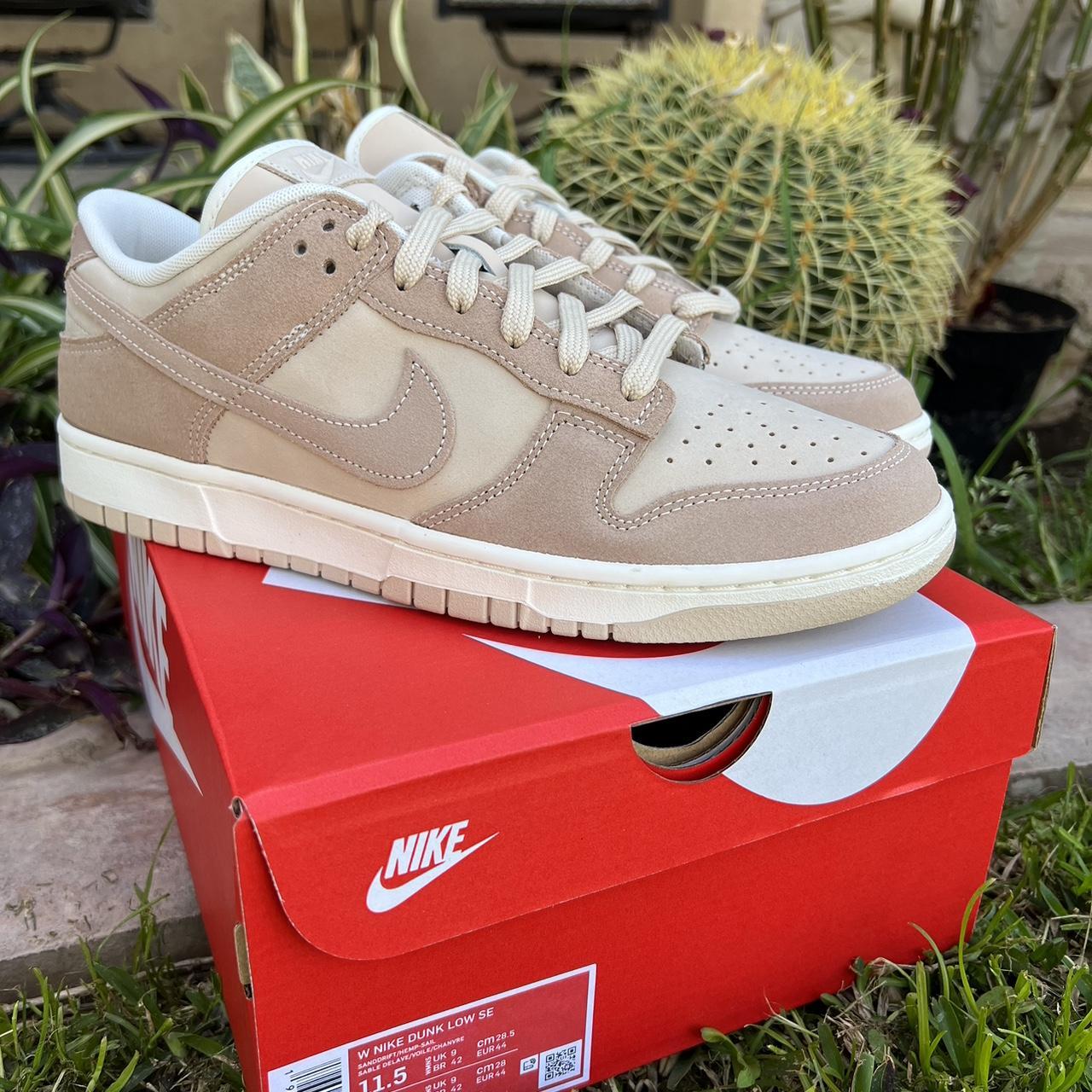 mens nike tan