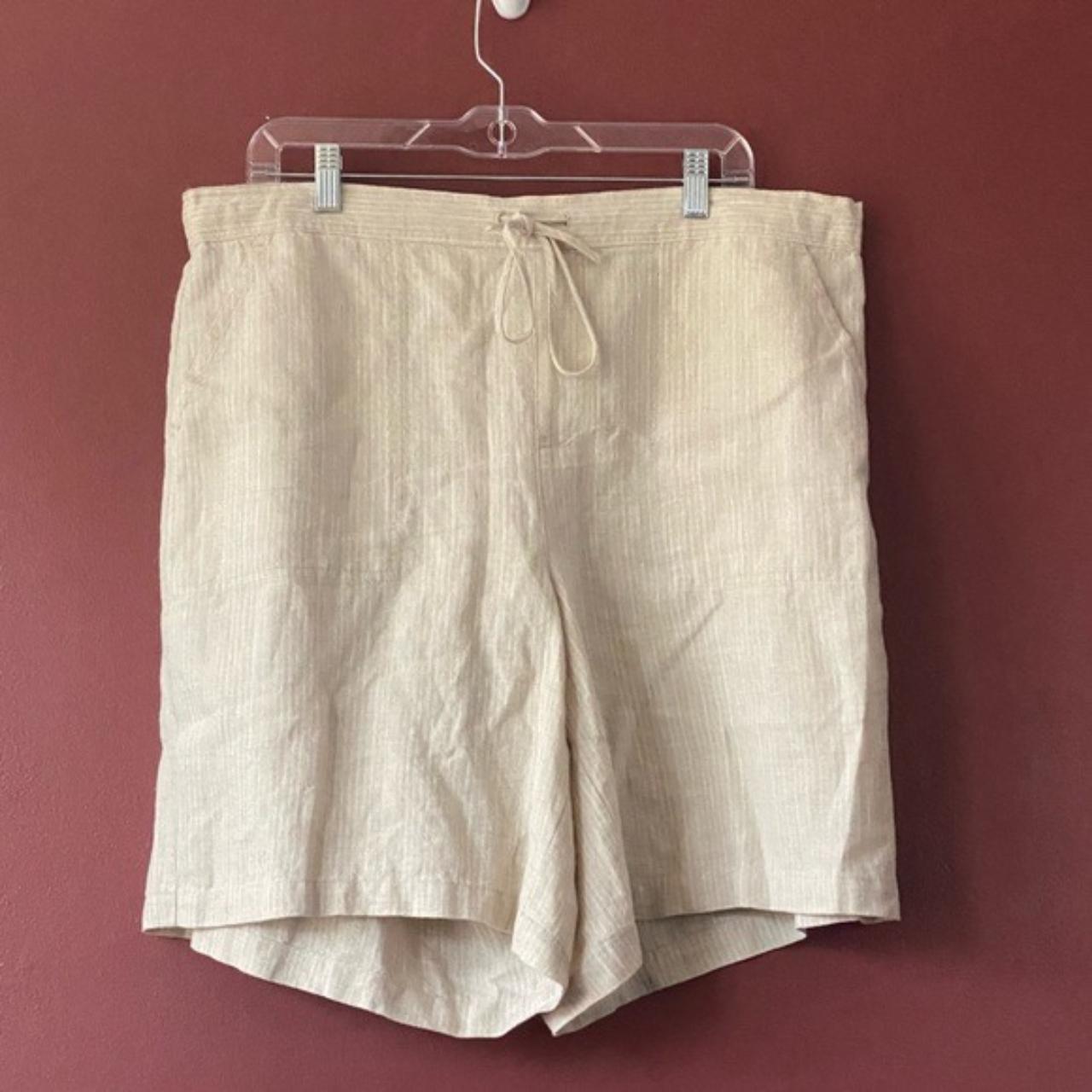 Orvis Women's Shorts | Depop