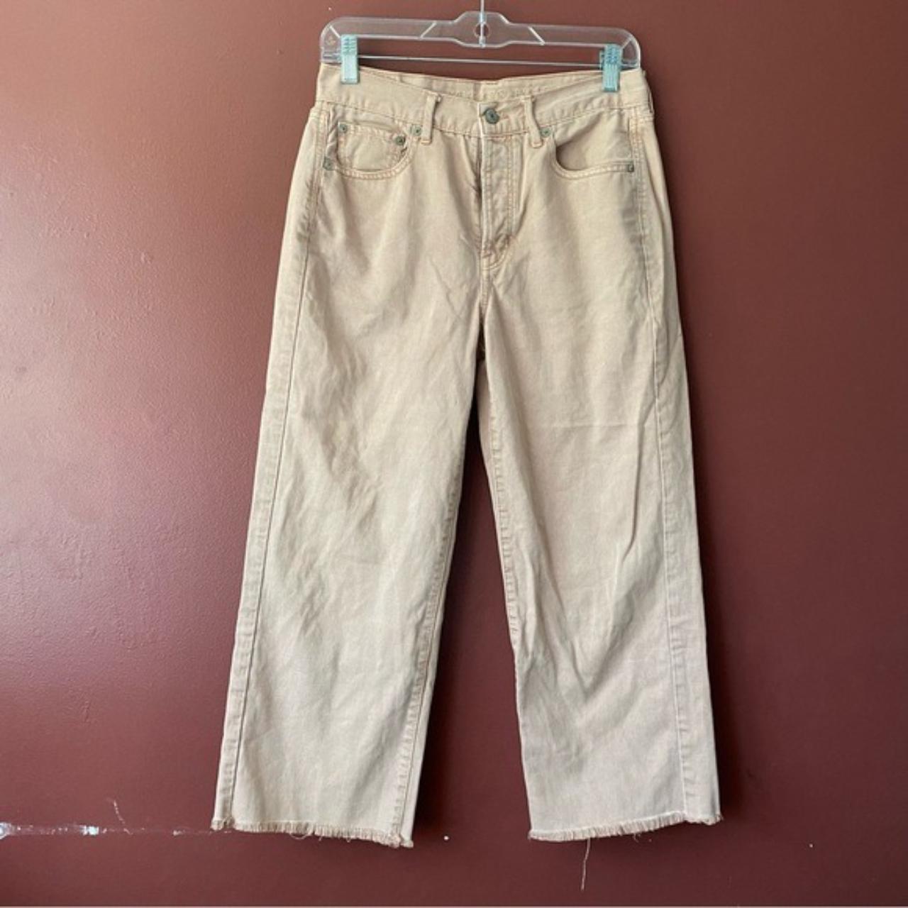 item listed by pinetreeresale