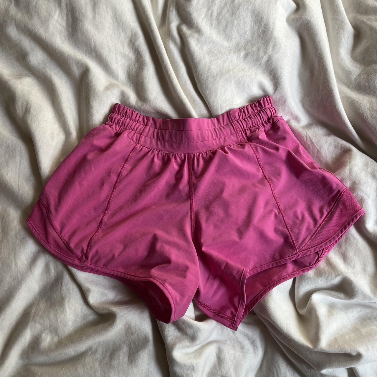 LULULEMON Sonic Pink New Hotty Hot Shorts Size 6 With 4” Inseam NWT