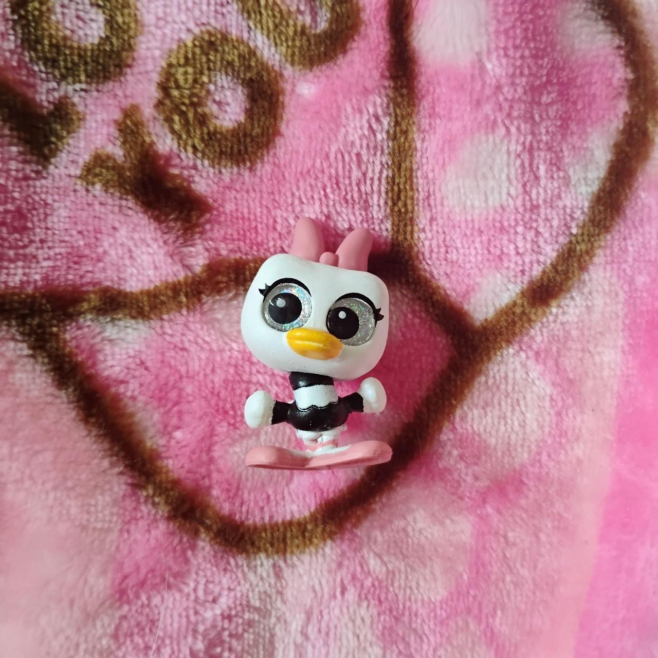 item listed by sunshinethriftingg