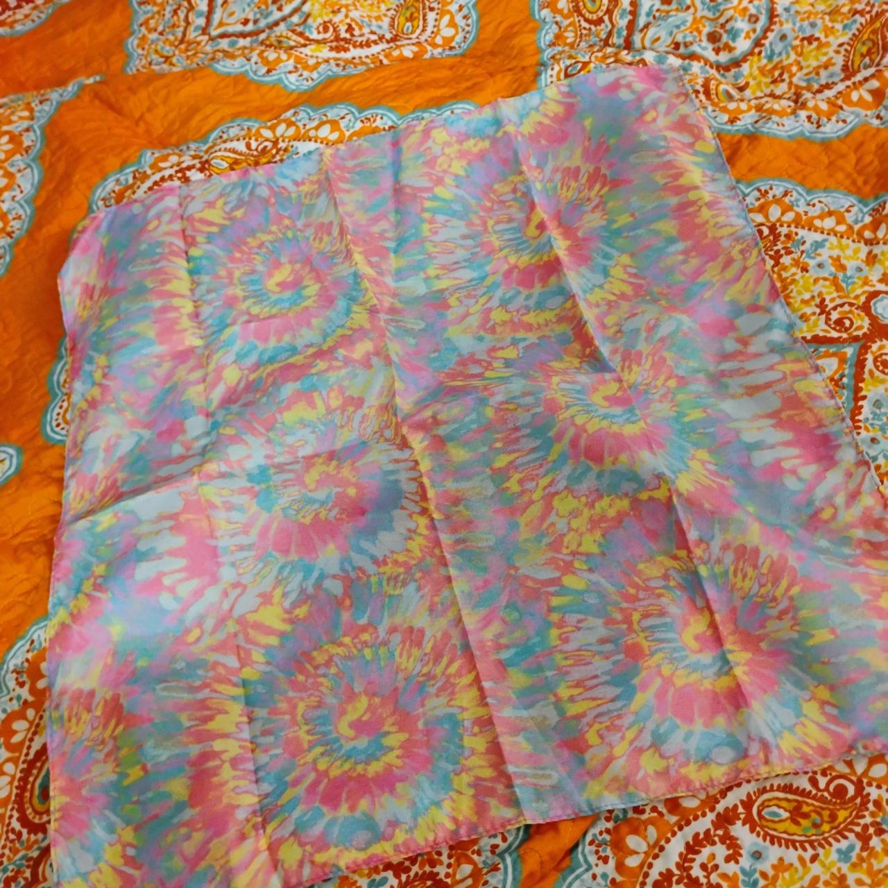 item listed by sunshinethriftingg
