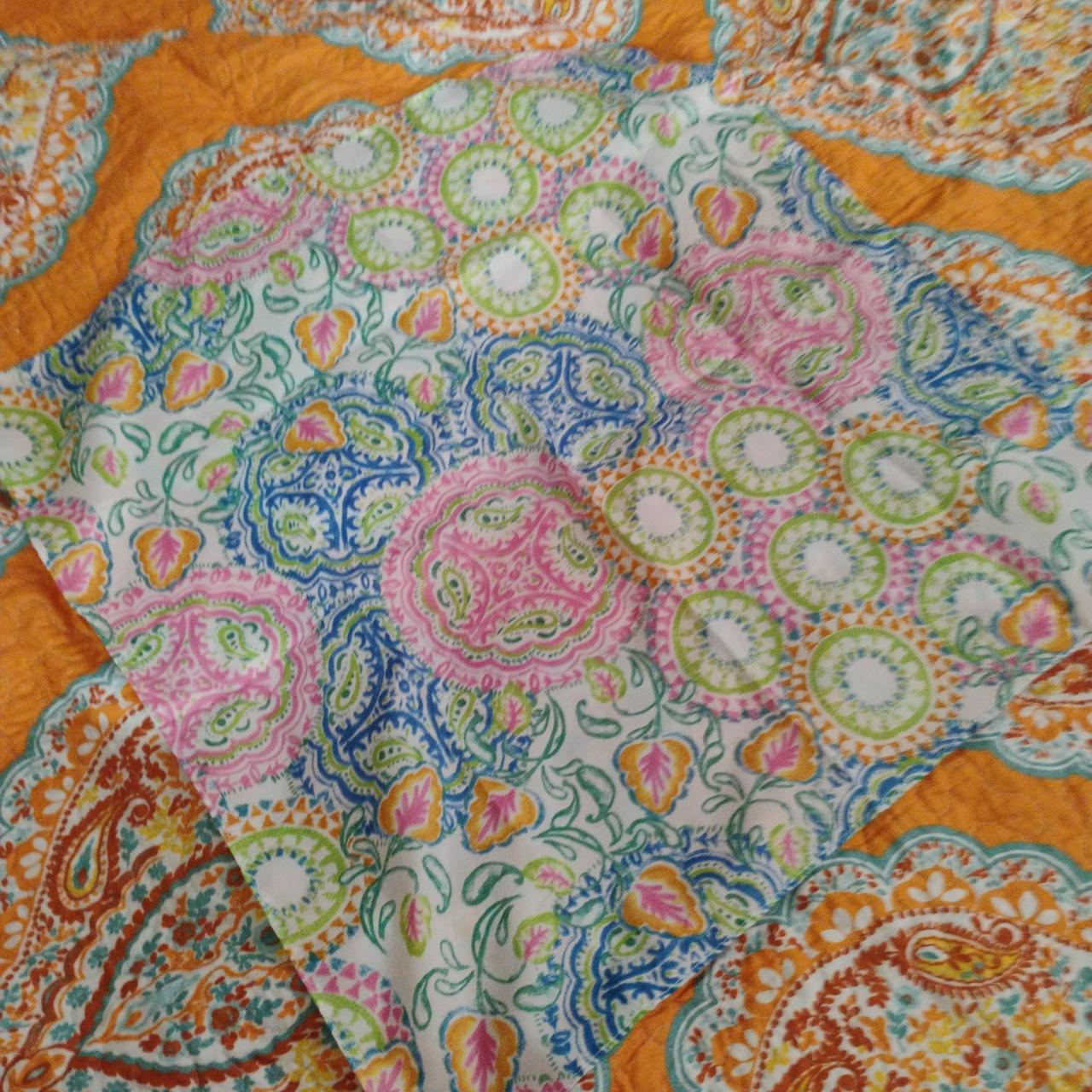 item listed by sunshinethriftingg
