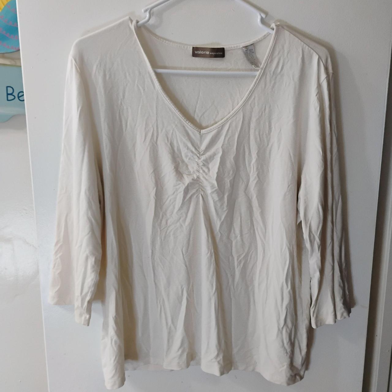 item listed by sunshinethriftingg