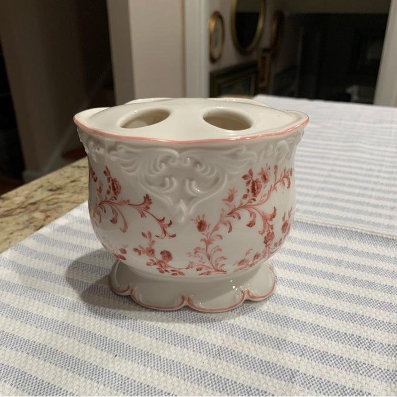 item listed by madeiramamma
