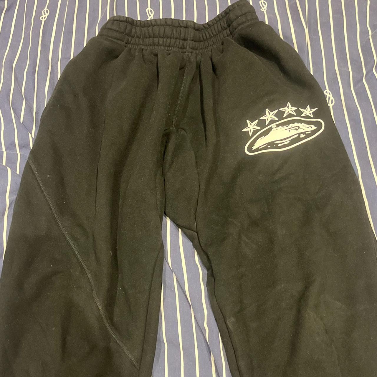 corteiz 5-starz joggers size small bought in... - Depop