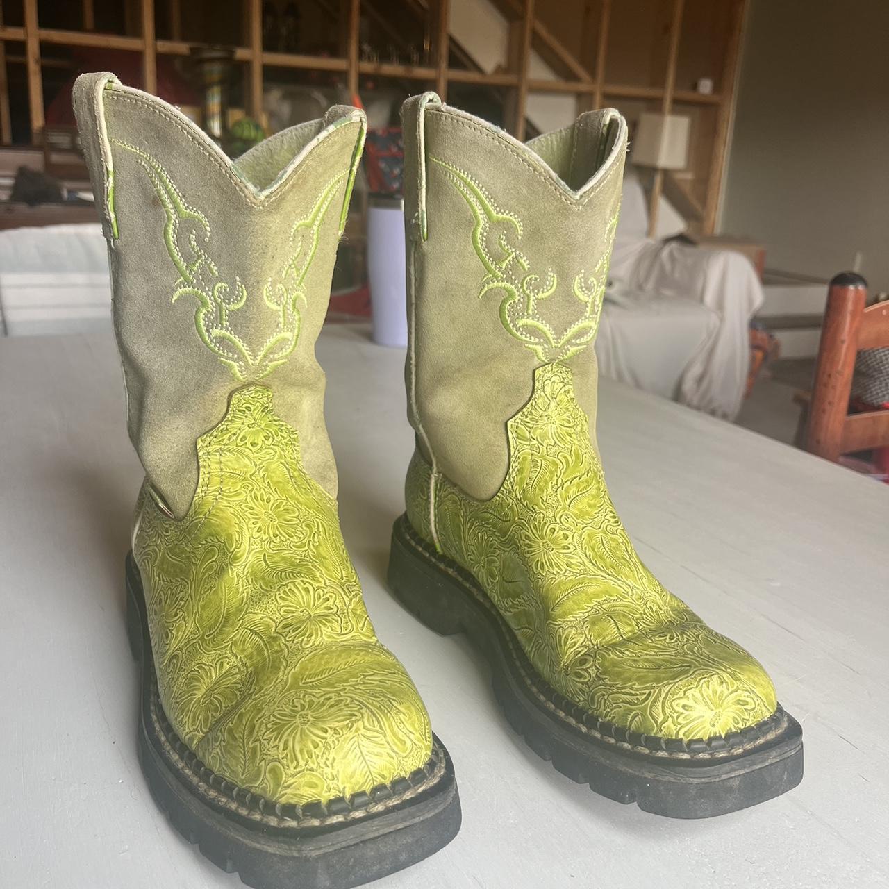 These belong to a goth fairy cowgirl and I am on a... - Depop