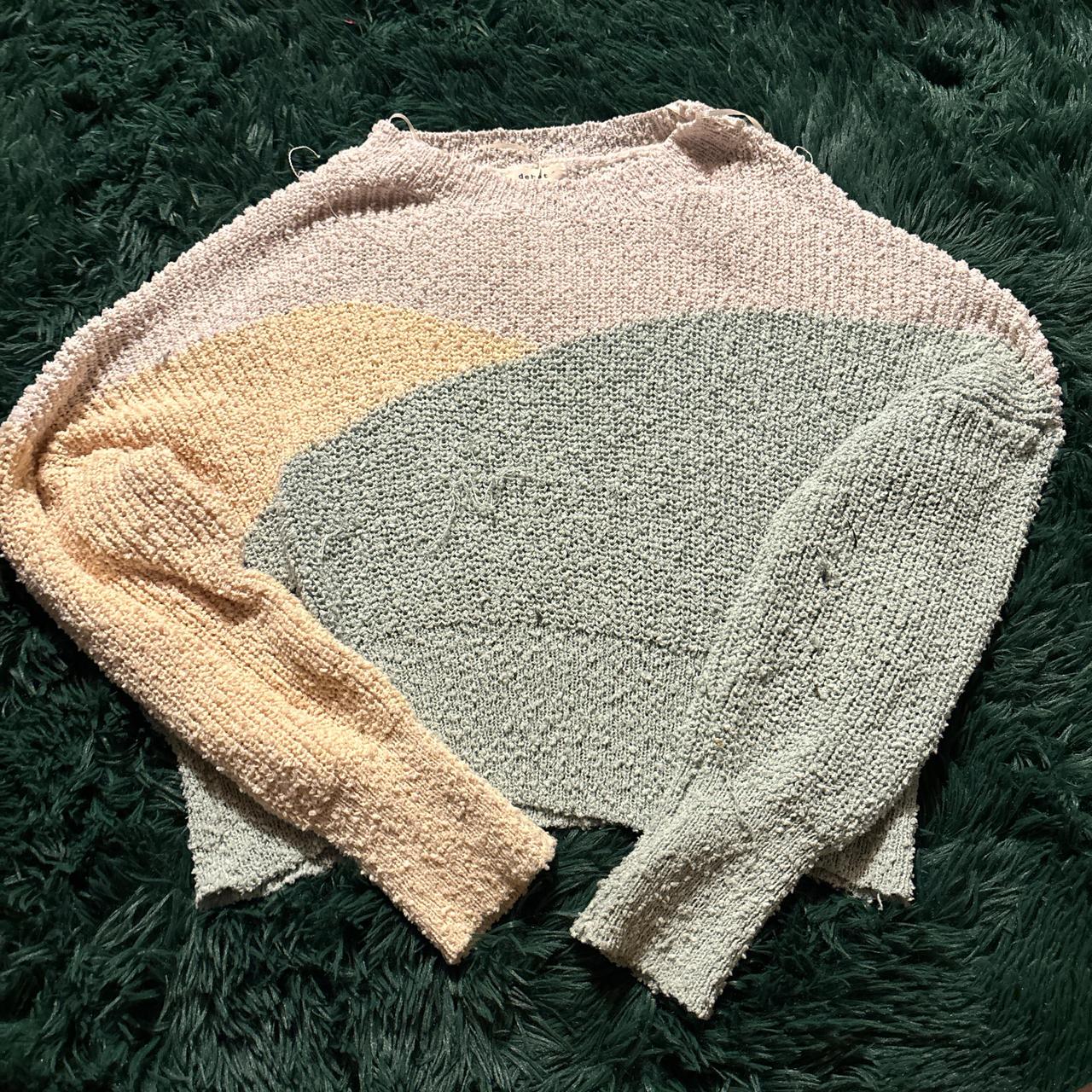 item listed by snatchedchew