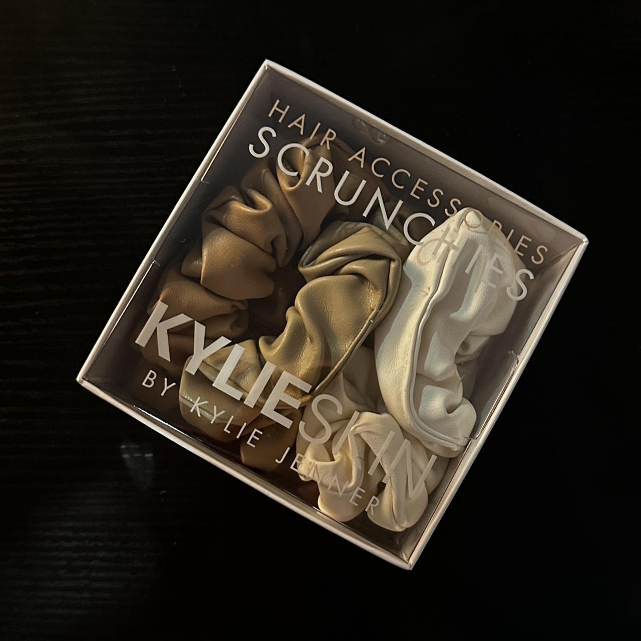 Kylie Skin Scrunchies  Kylie Skin by Kylie Jenner – Kylie Cosmetics