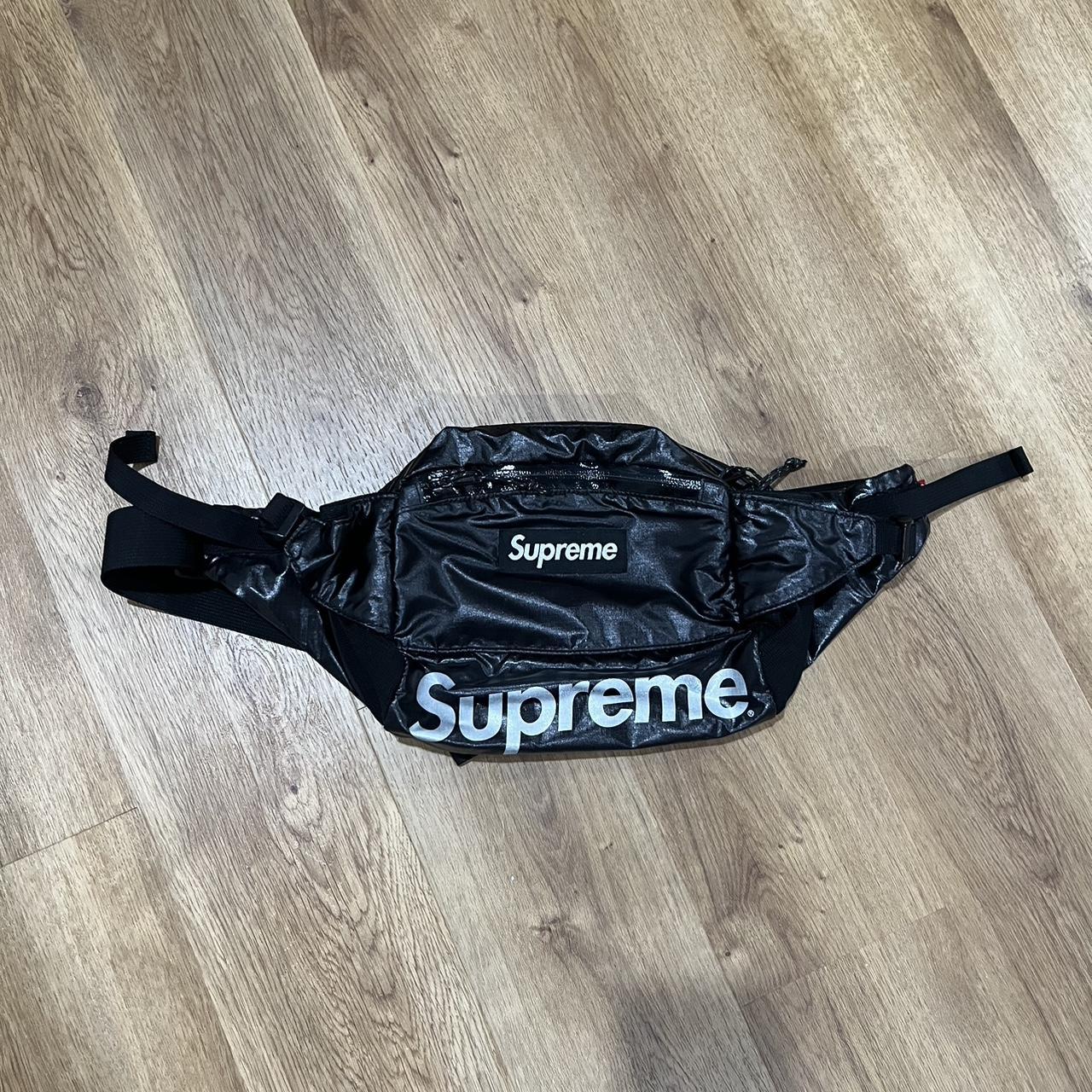 Harga waist best sale bag supreme