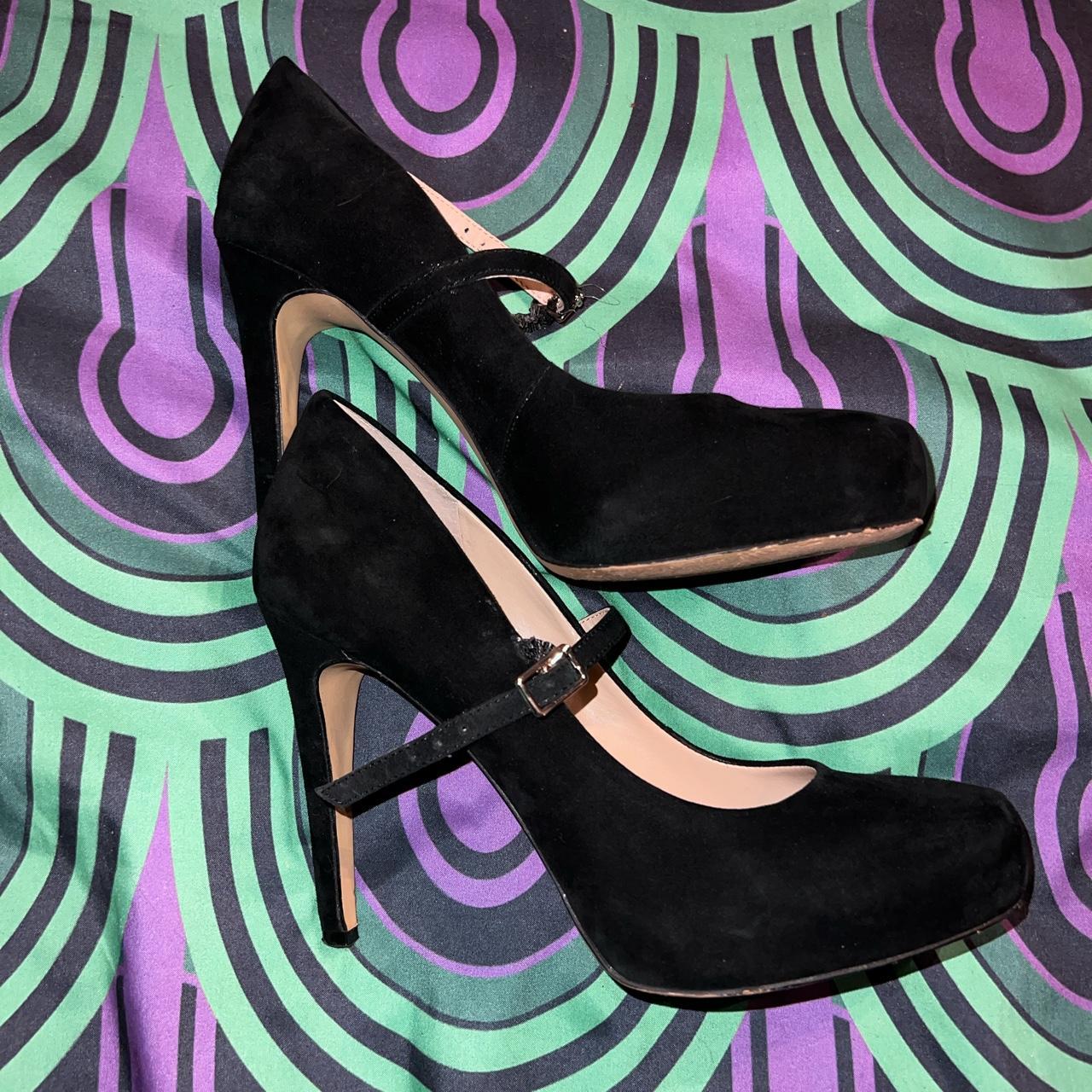 Vince camuto hot sale velvet shoes