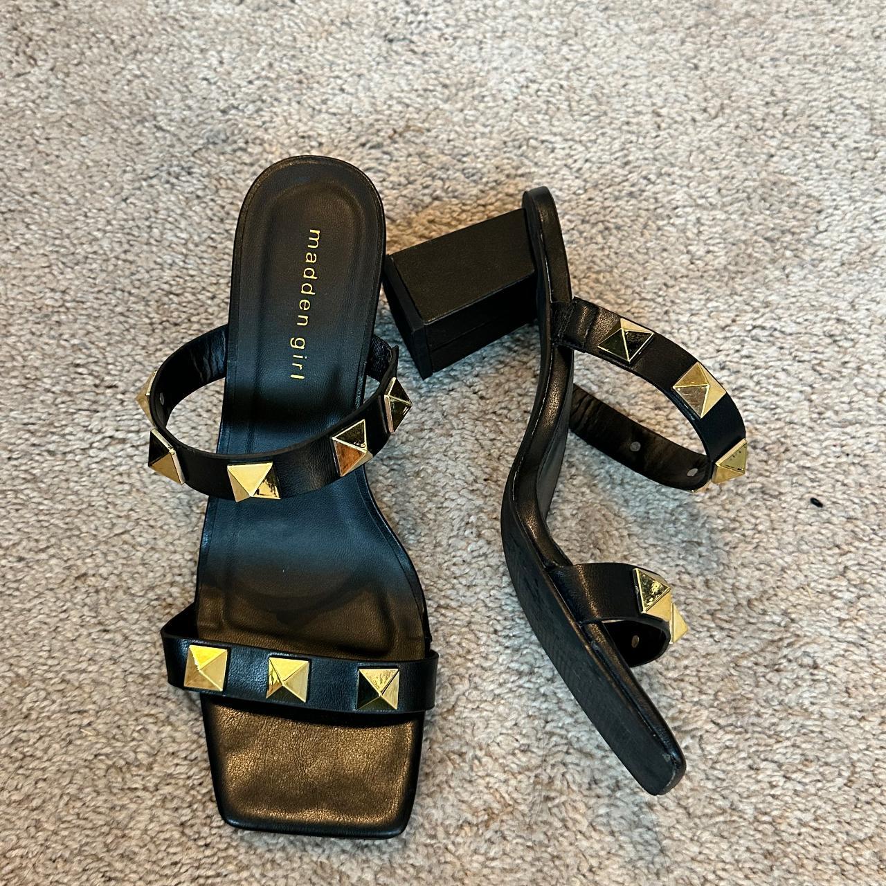 Madden Girl Women's Black and Gold Sandals Depop