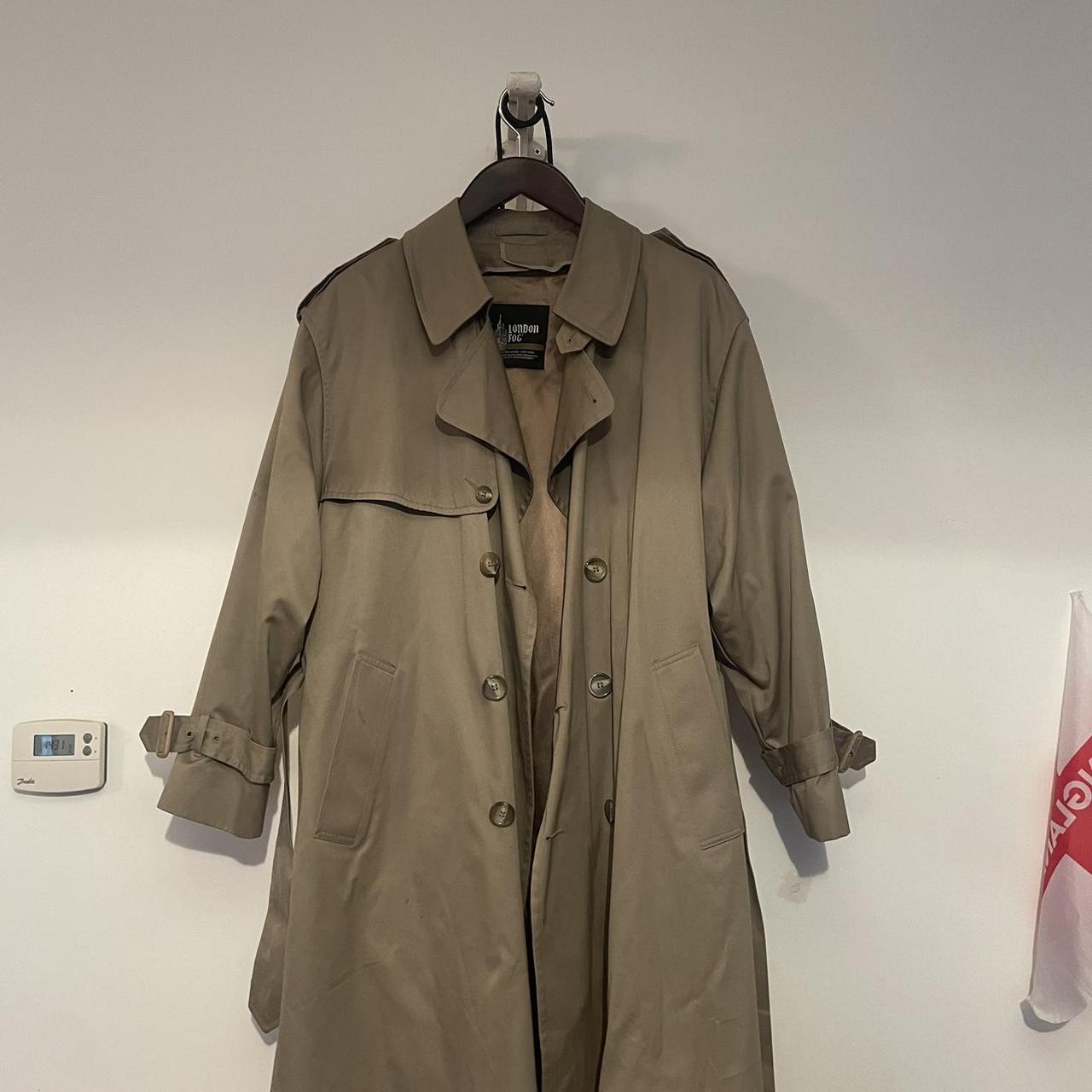 LONDON FOG - Trench Coat - Will fit Large/XL. - 42... - Depop