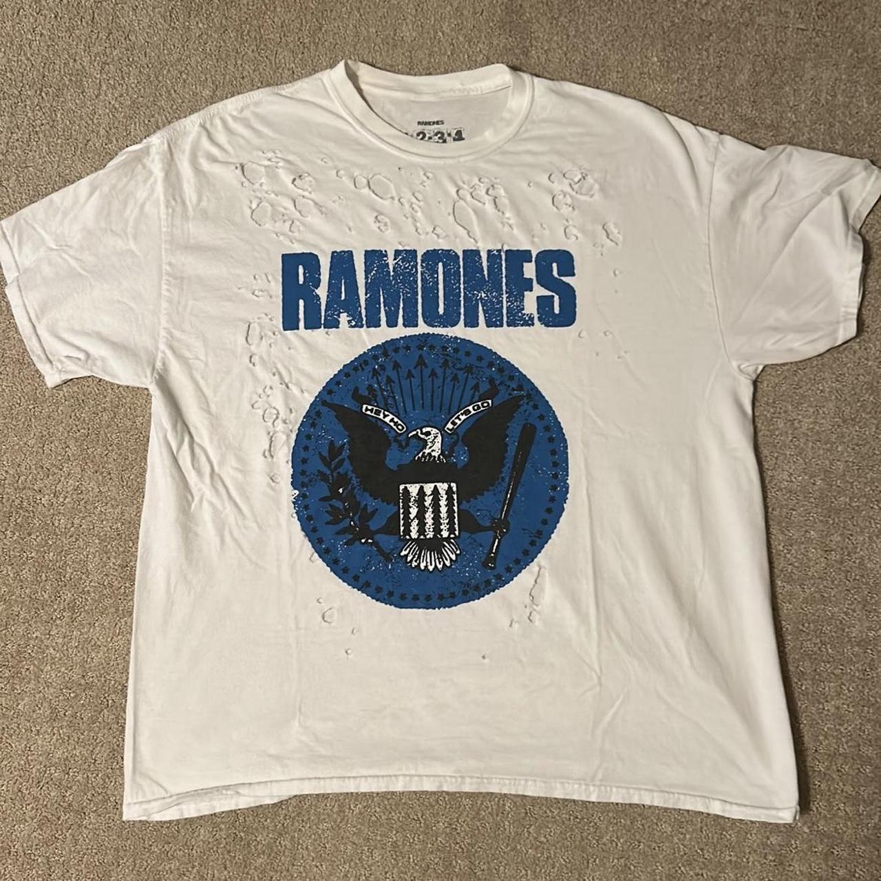 Urban Outfitters Women's Tshirt Depop