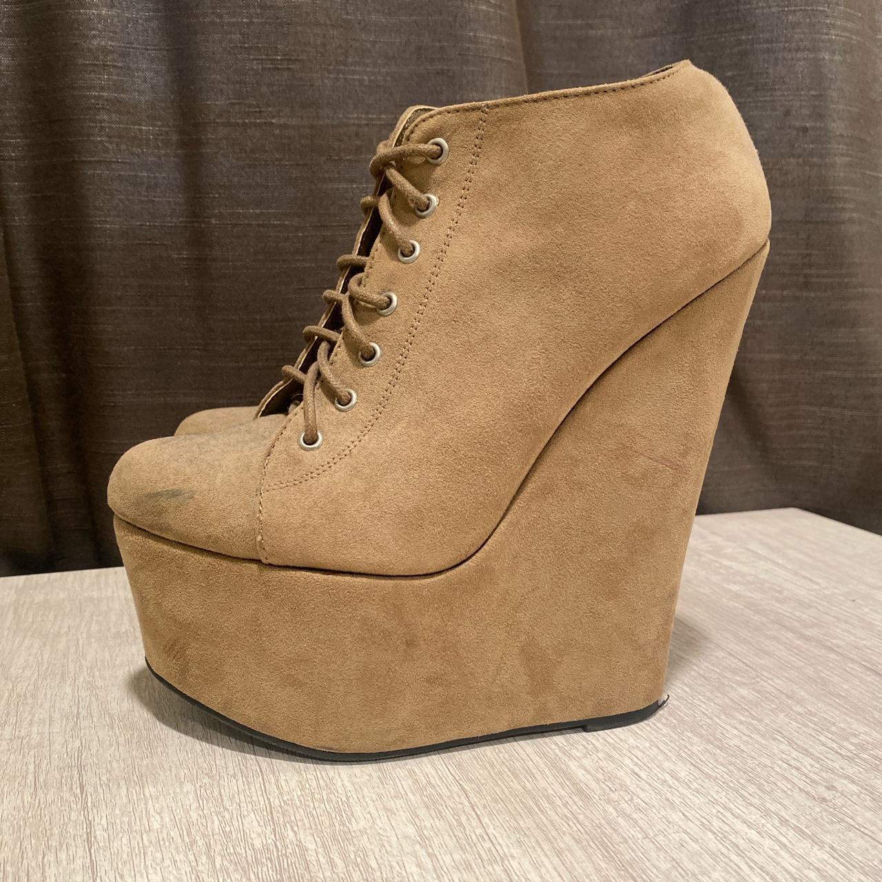 qupid wedges