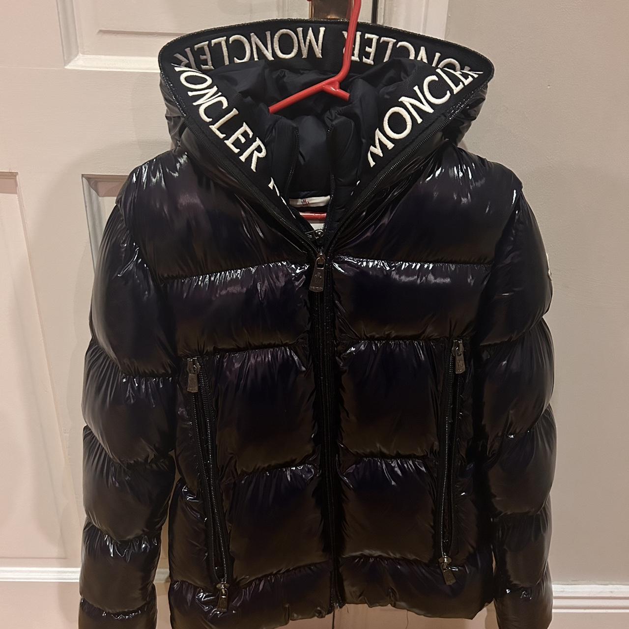 Small Mens, Moncler Puffer Jacket, barely worn
