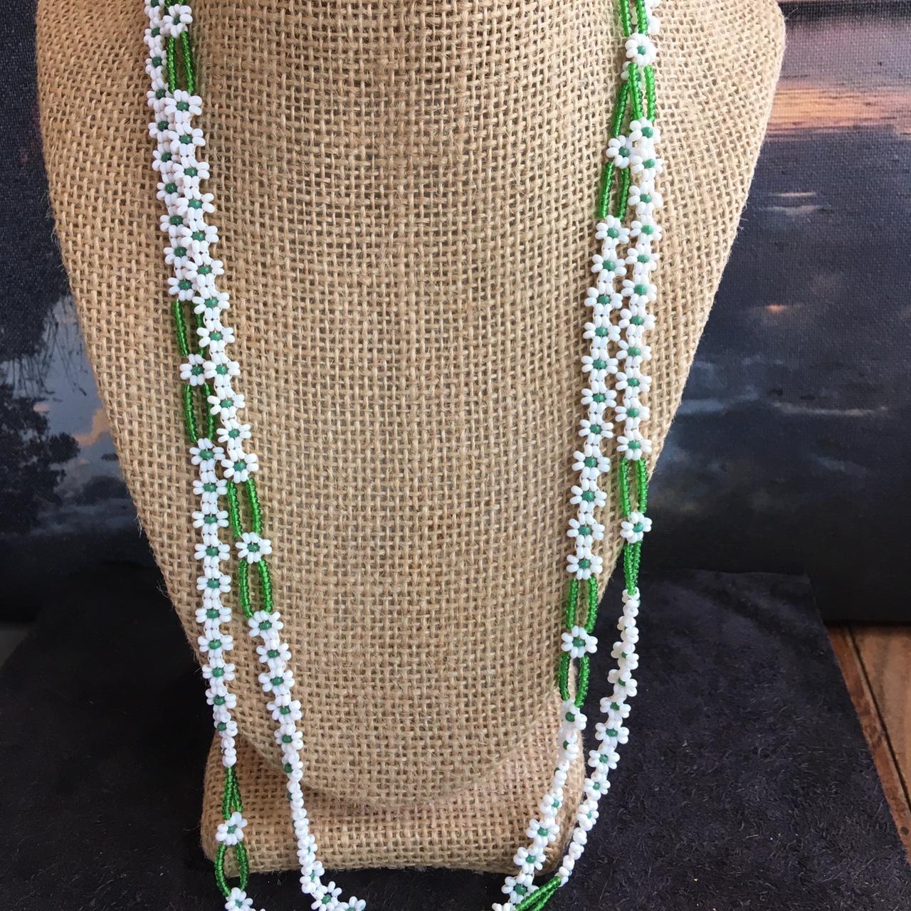 Flower Seed Bead Bracelets • The Green Crystal