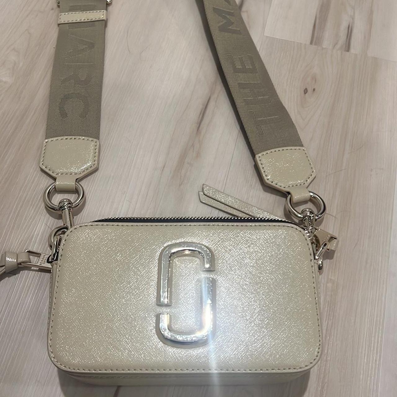 Marc Jacobs Snapshot purse This is still brand new - Depop