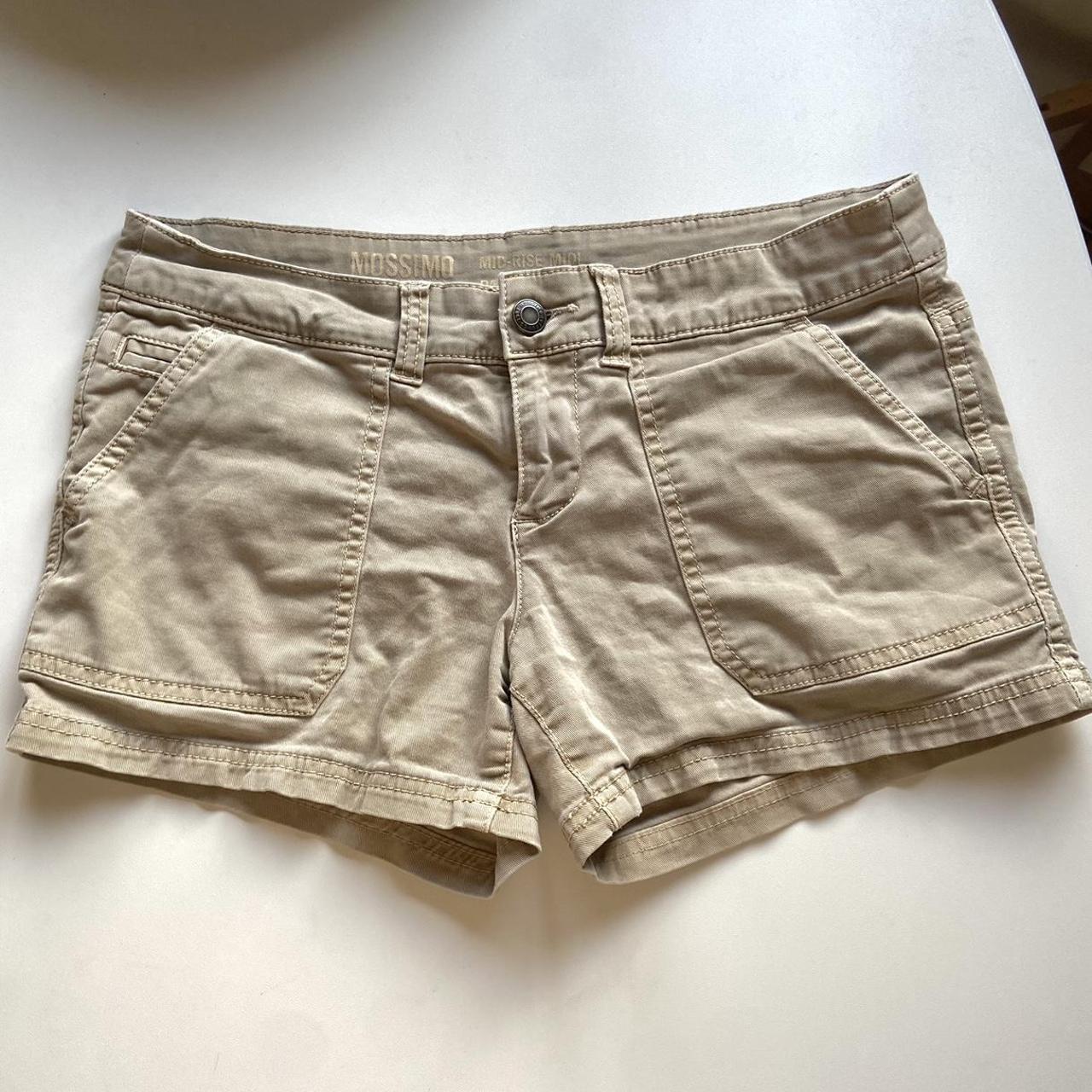 Mossimo Women's Khaki and Tan Shorts | Depop