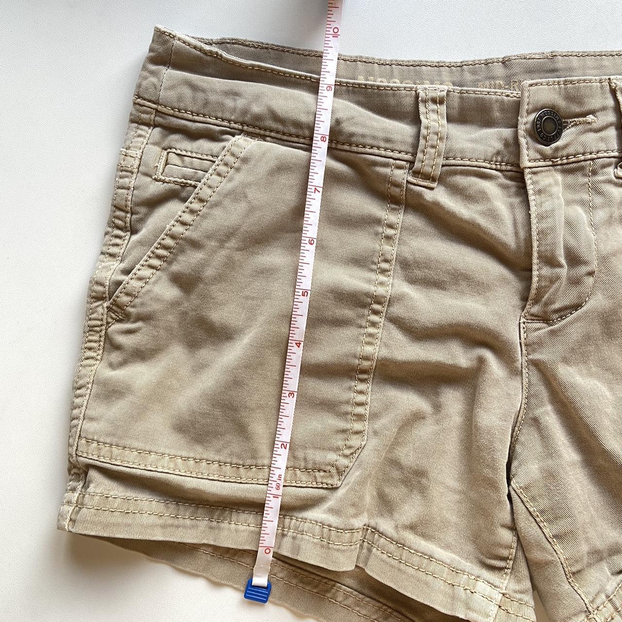 Mossimo Women's Khaki and Tan Shorts Depop