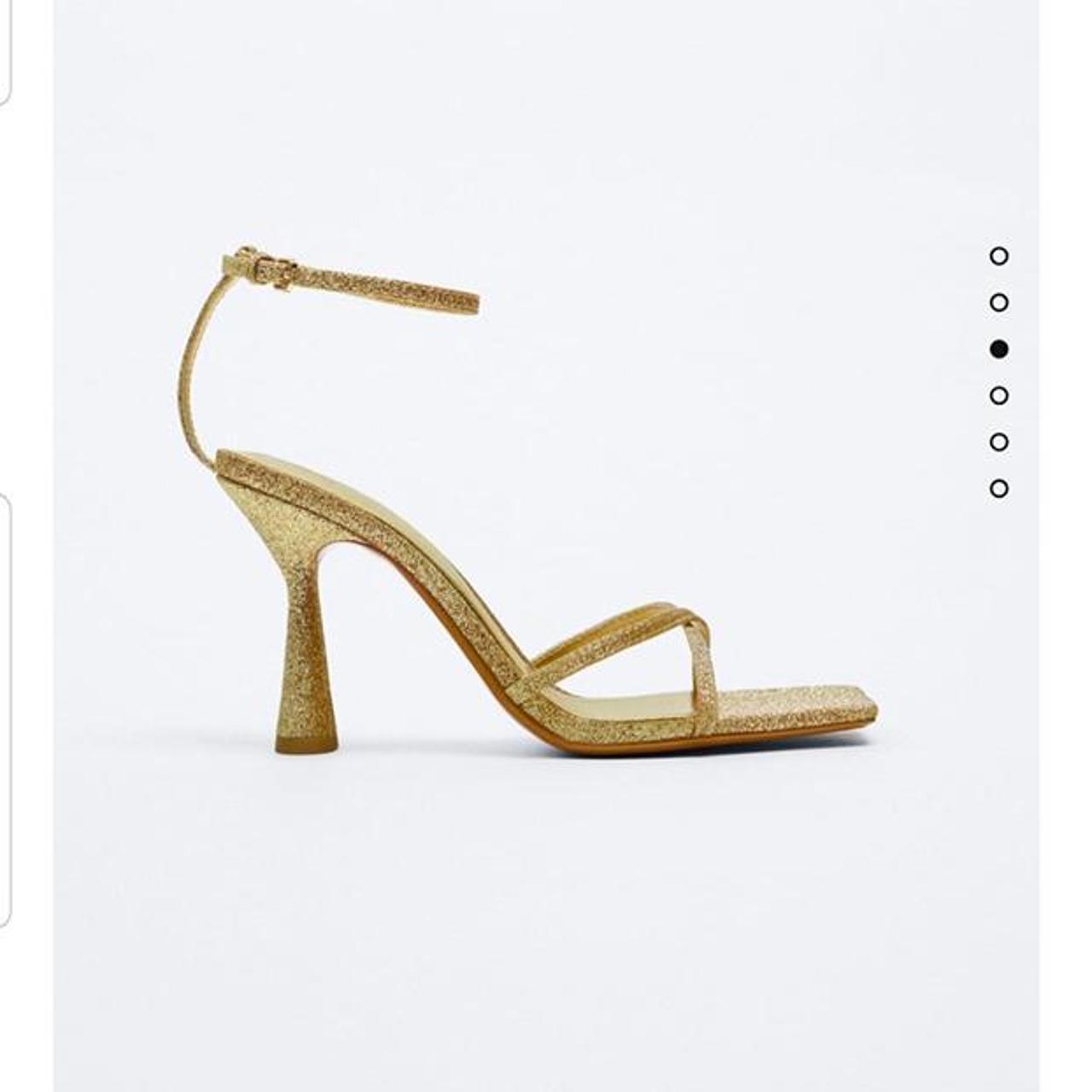 Zara Women's Gold Sandals Depop