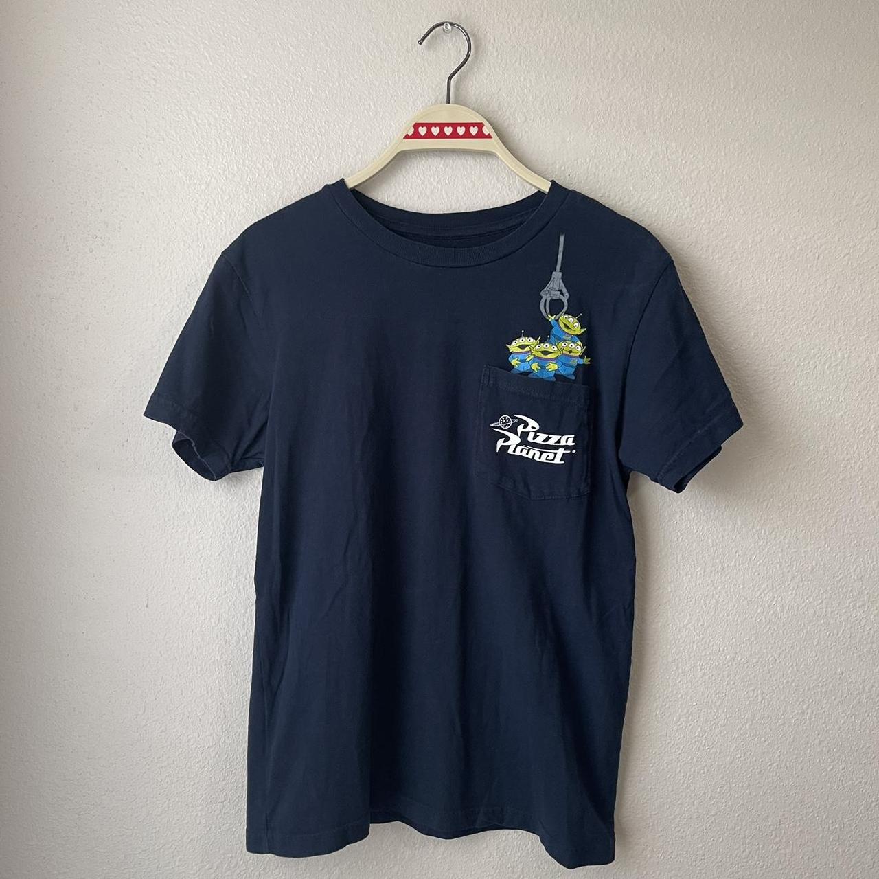 Disney Women's Navy and Green T-shirt | Depop