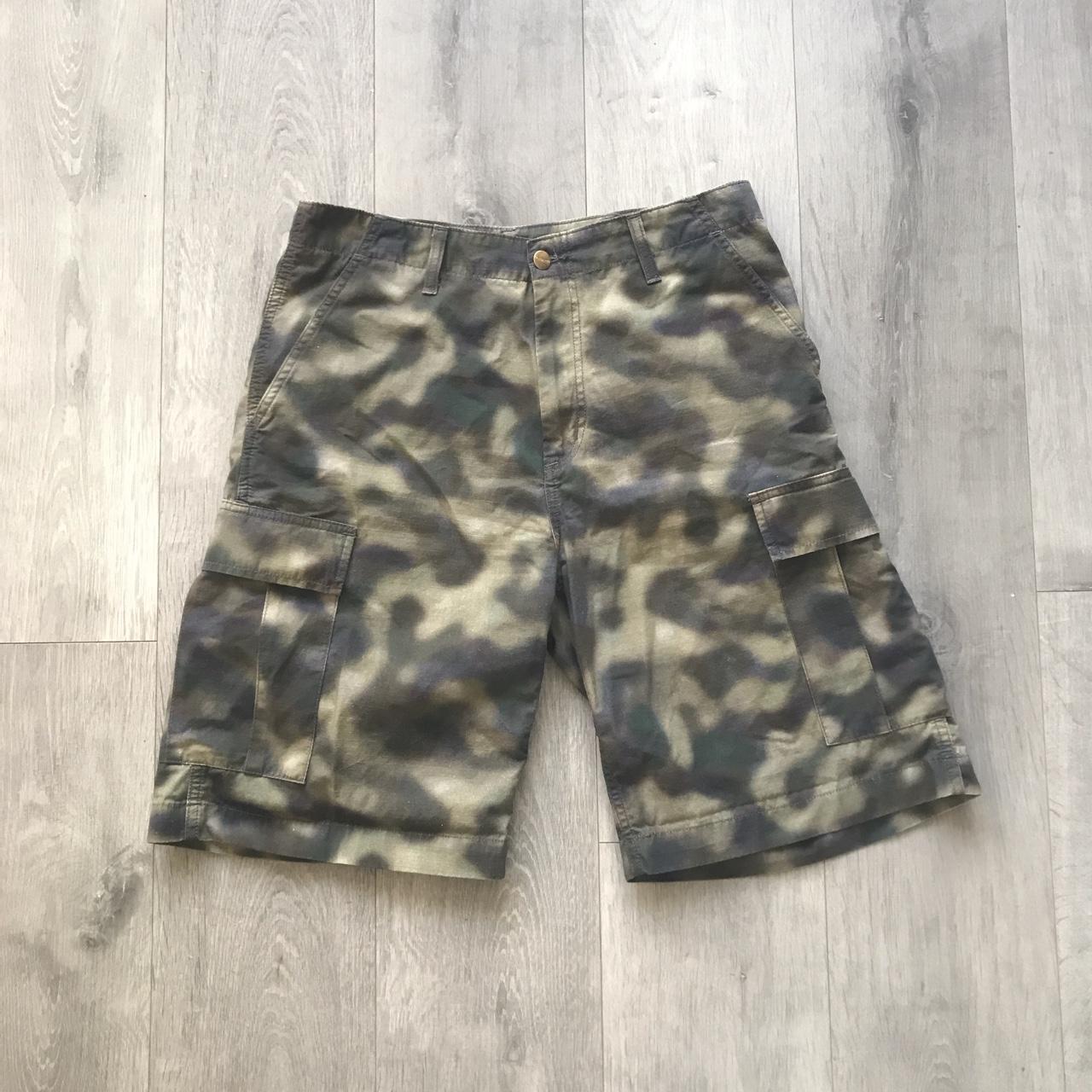 Men's Green and Khaki Shorts | Depop