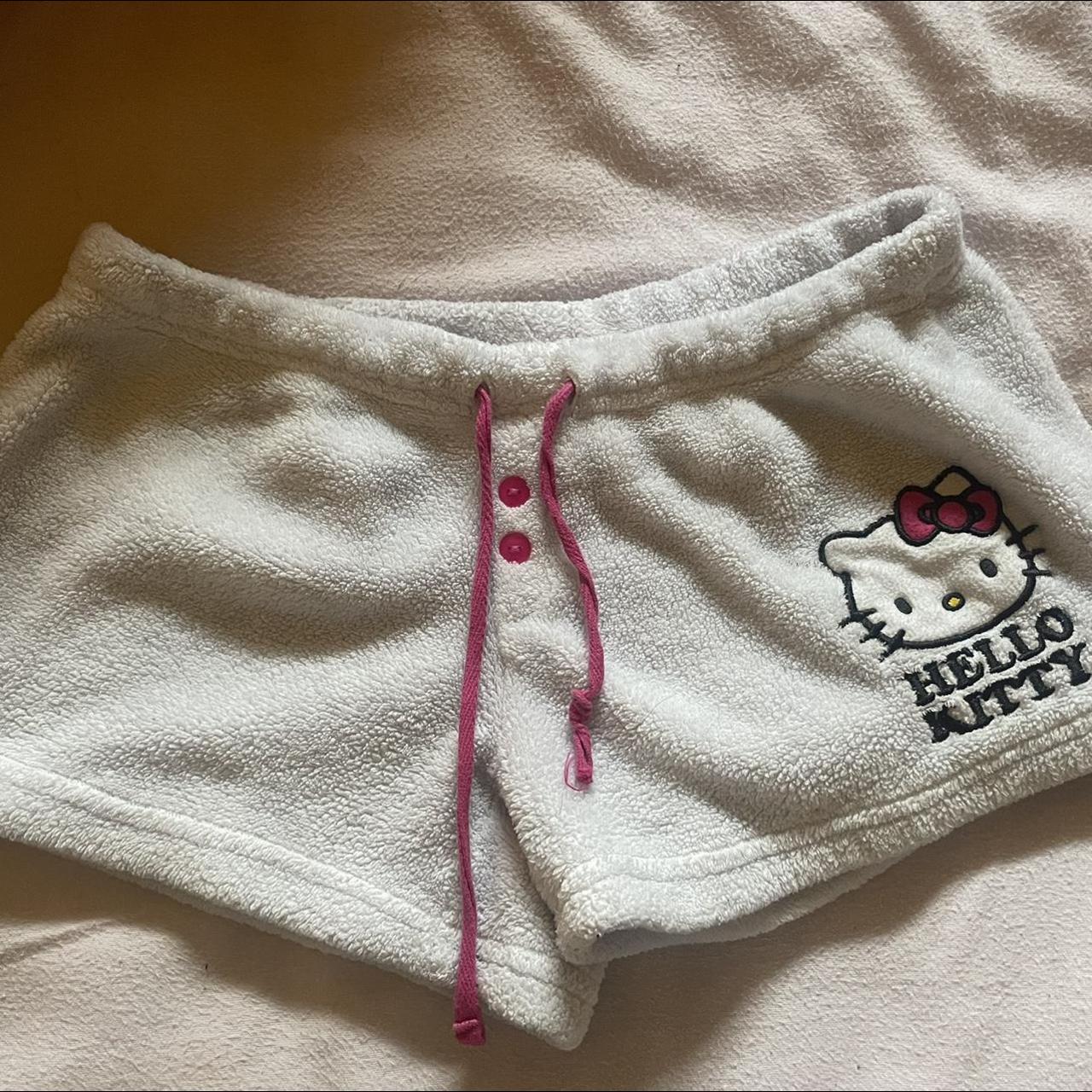 hello kitty pj shorts 💌 size small but fits xs as well! Depop