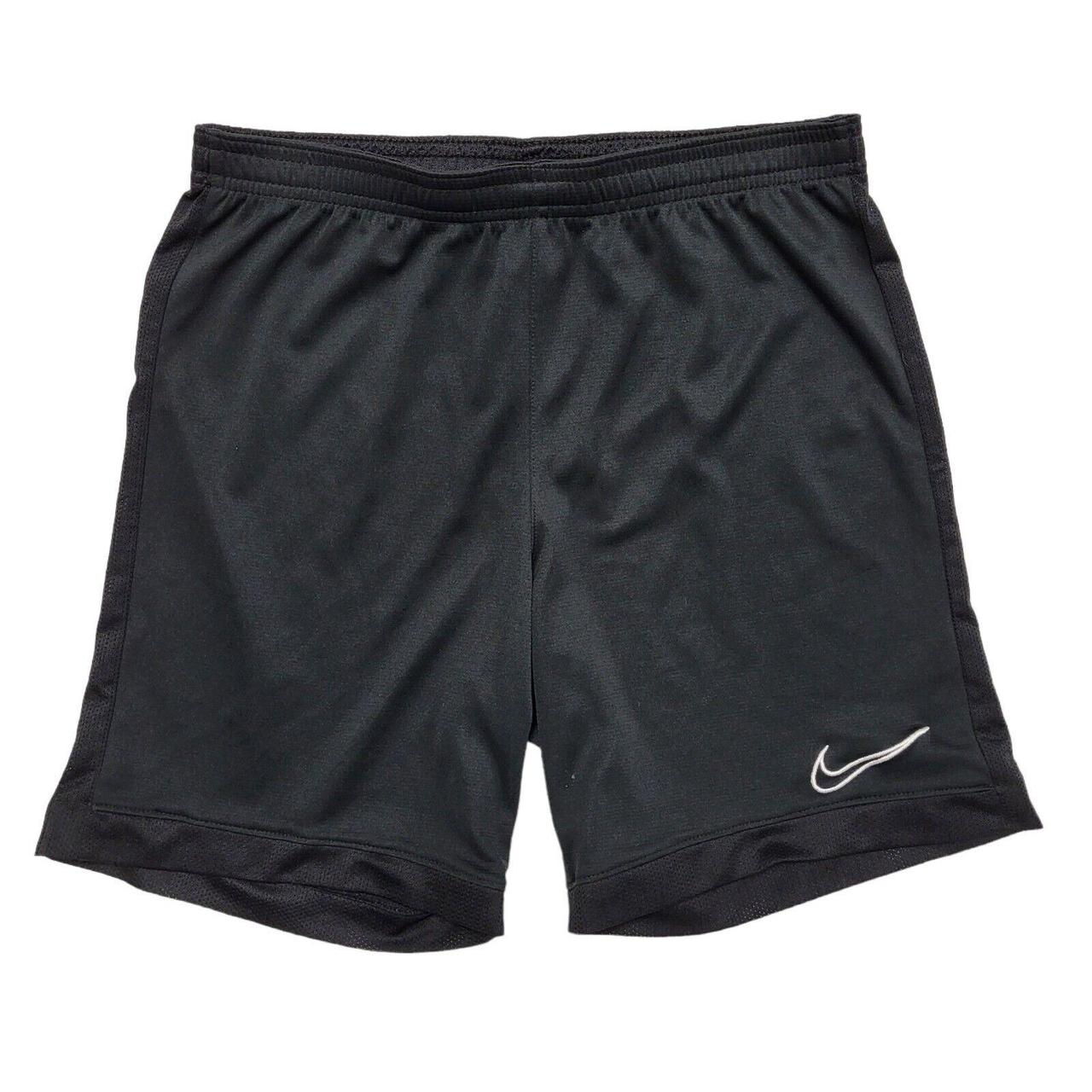 dri fit nike black shorts