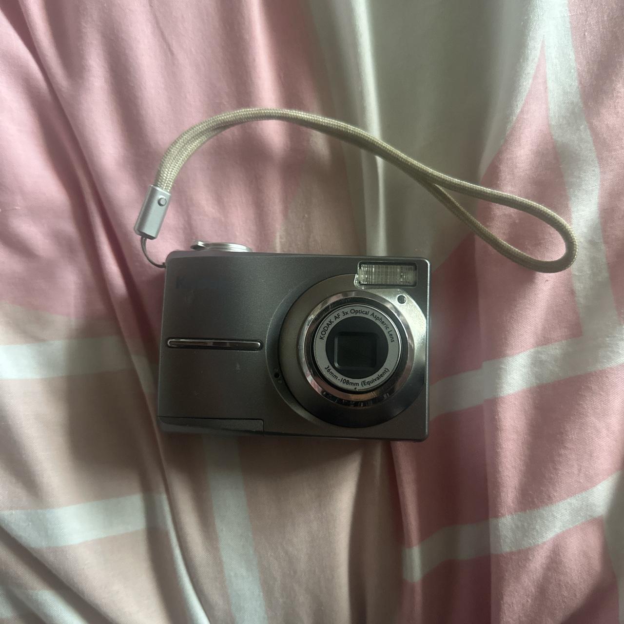 kodak easyshare c813 digital camera perfect for... Depop