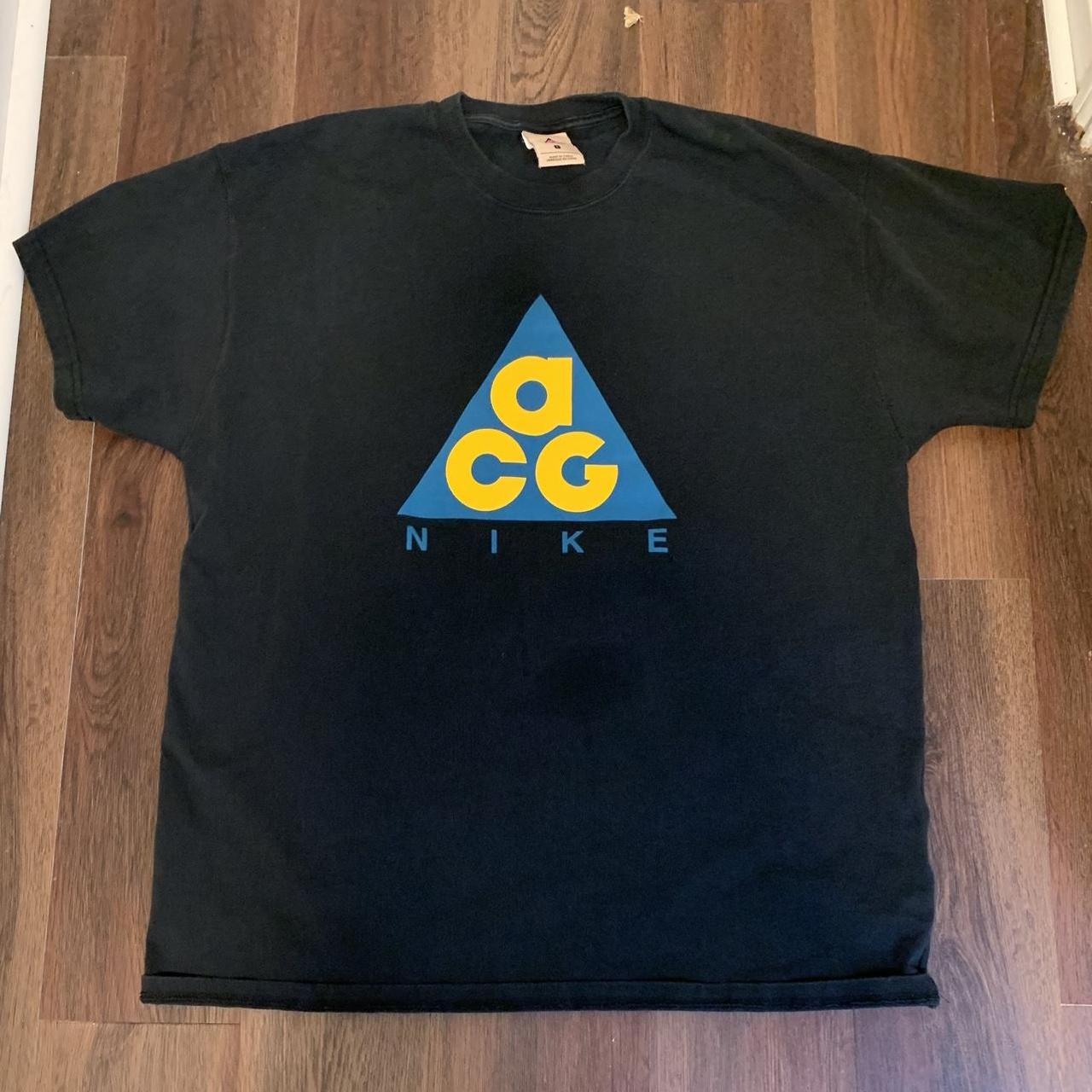 nike acg logo t shirt