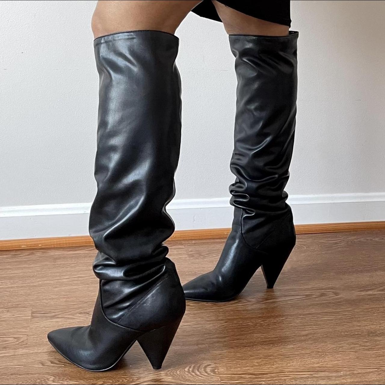 Y2K VINTAGE KNEE LEATHER BOOTS 🥀 Faux Leather, such... - Depop