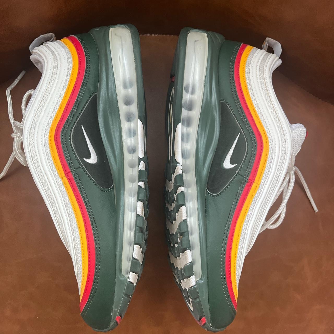 mens size8 nike trainers