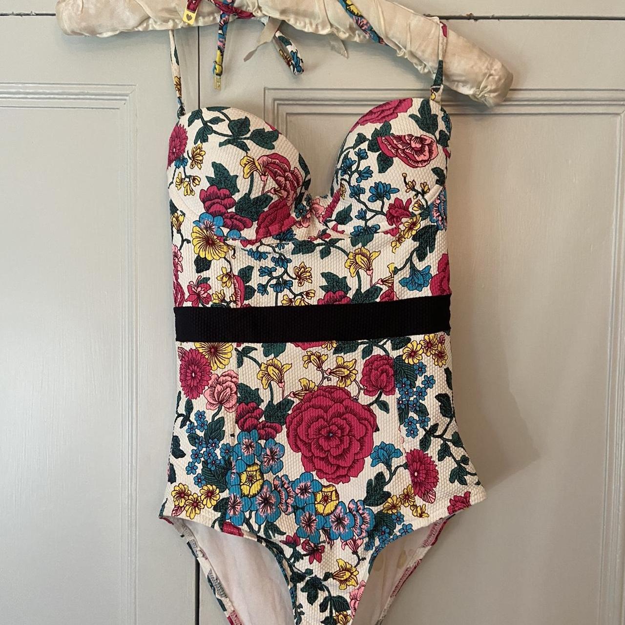 Floral halterneck swimsuit topshop size 10 - Depop