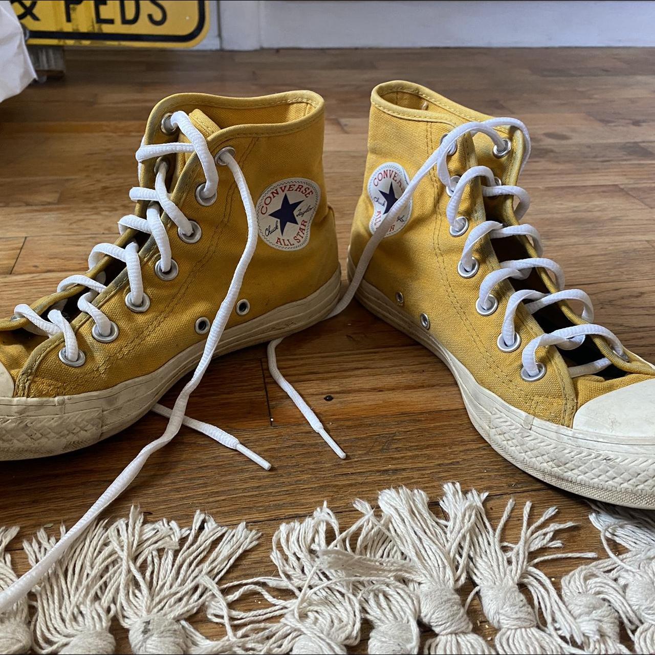 Mustard yellow hotsell converse womens