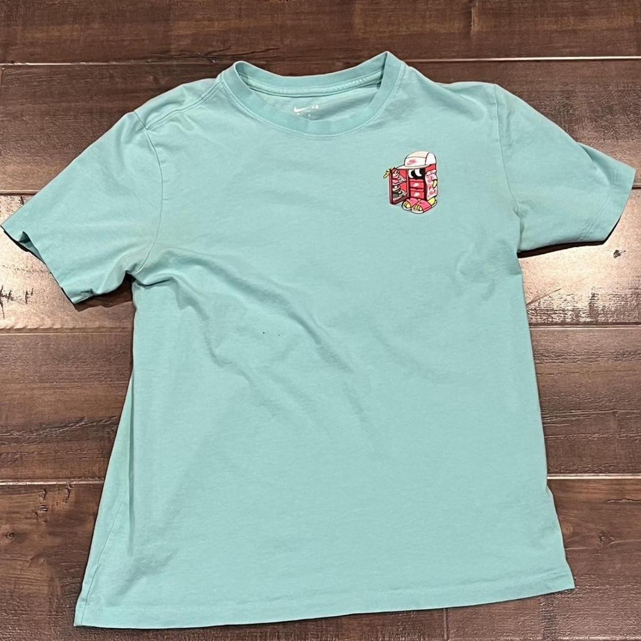 womens teal nike shirt
