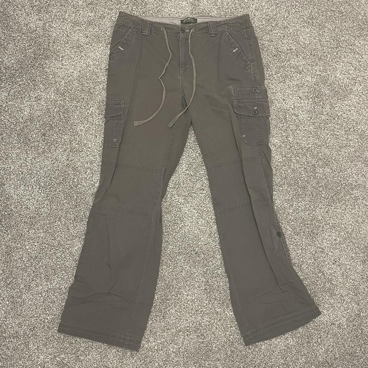 Size 12 green Eddie Bauer cargo pants. great... - Depop