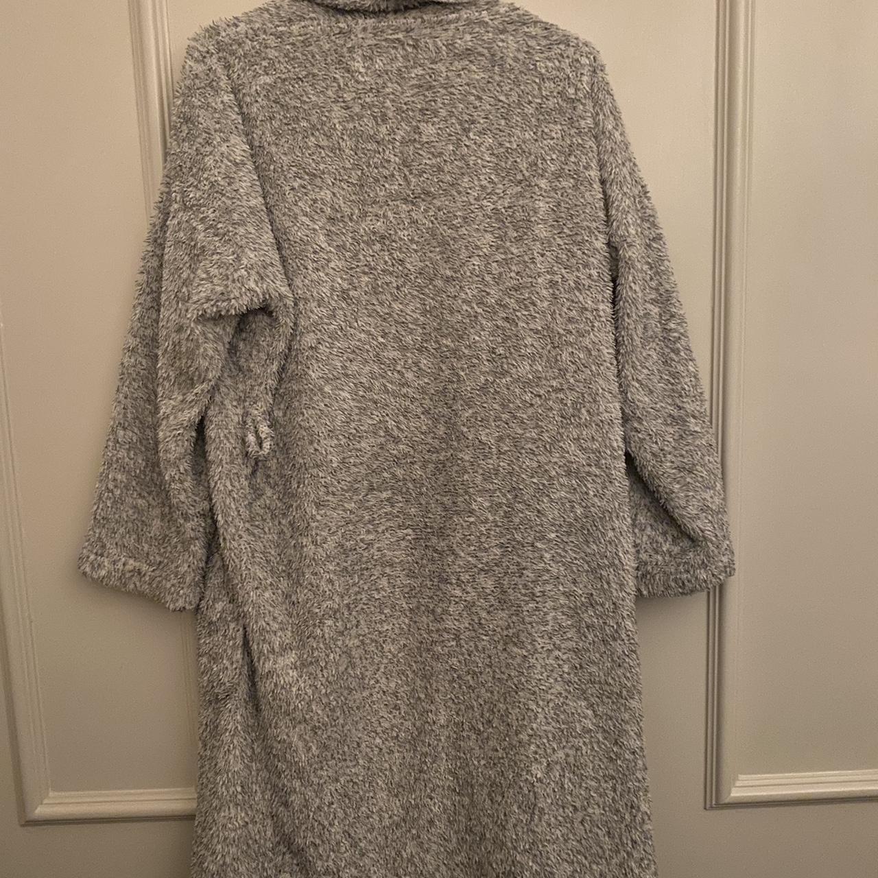 THE COOLEST Peter Alexander dressing gown literally... - Depop