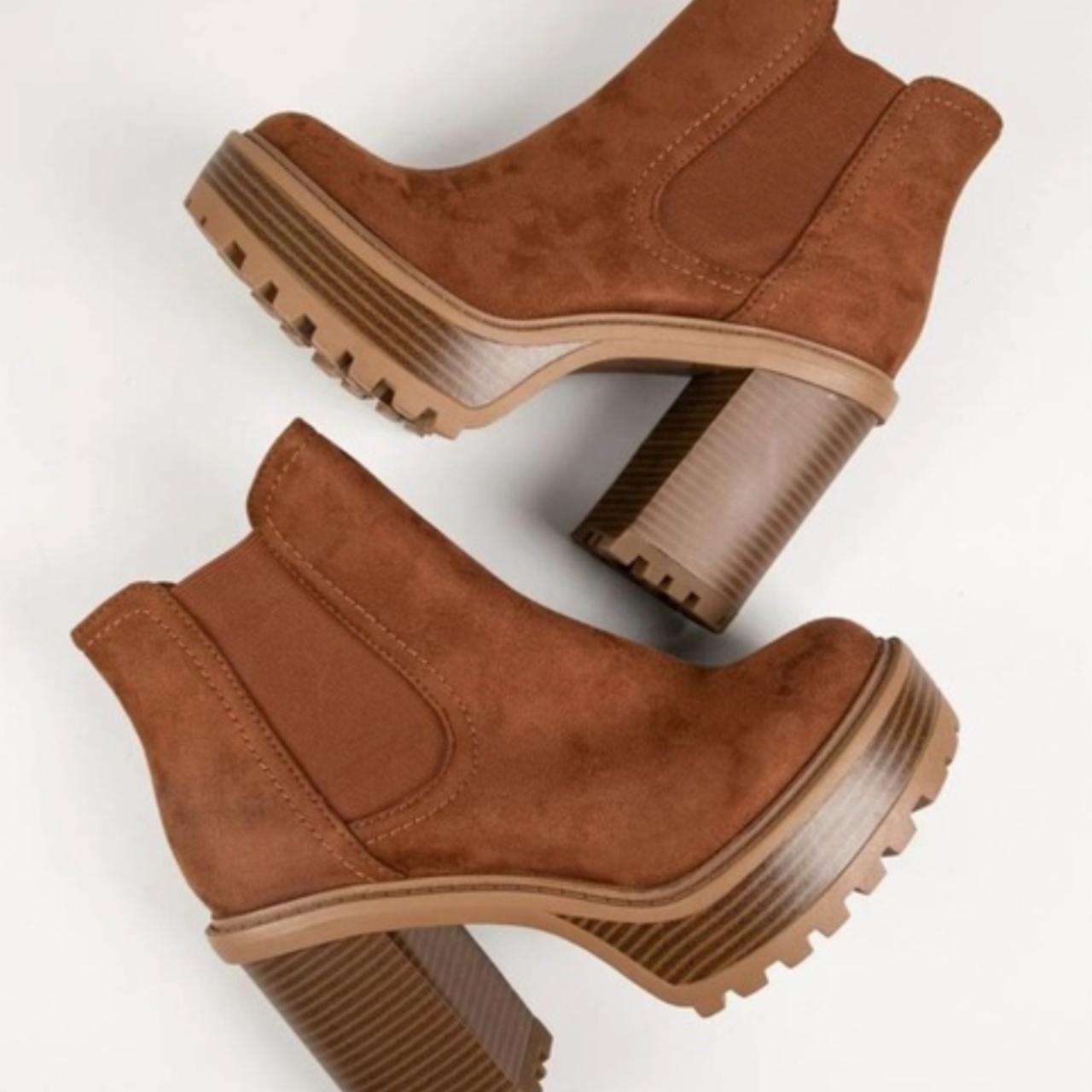 SHEIN Men's Brown Boots Depop