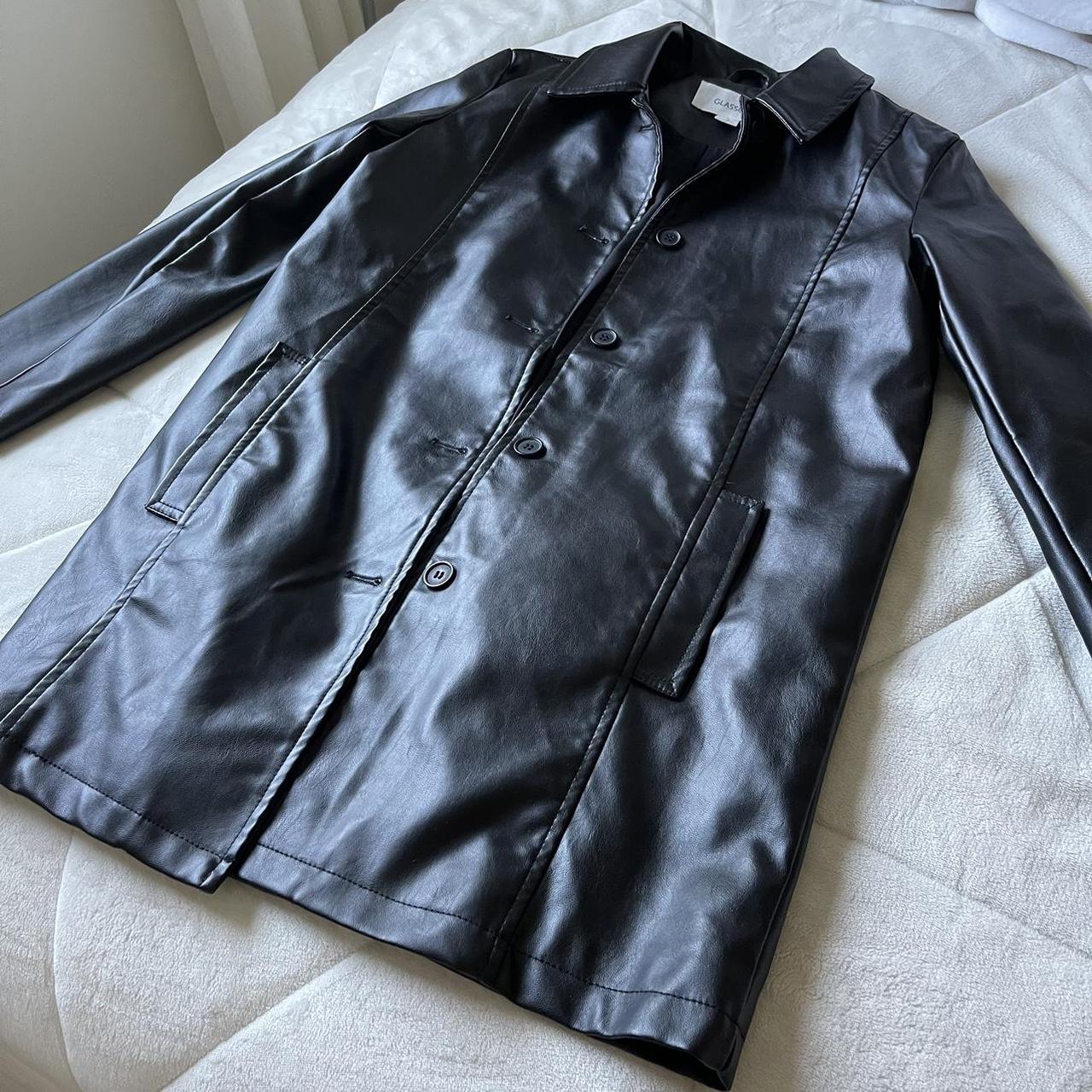 Glassons Women's Black Coat | Depop