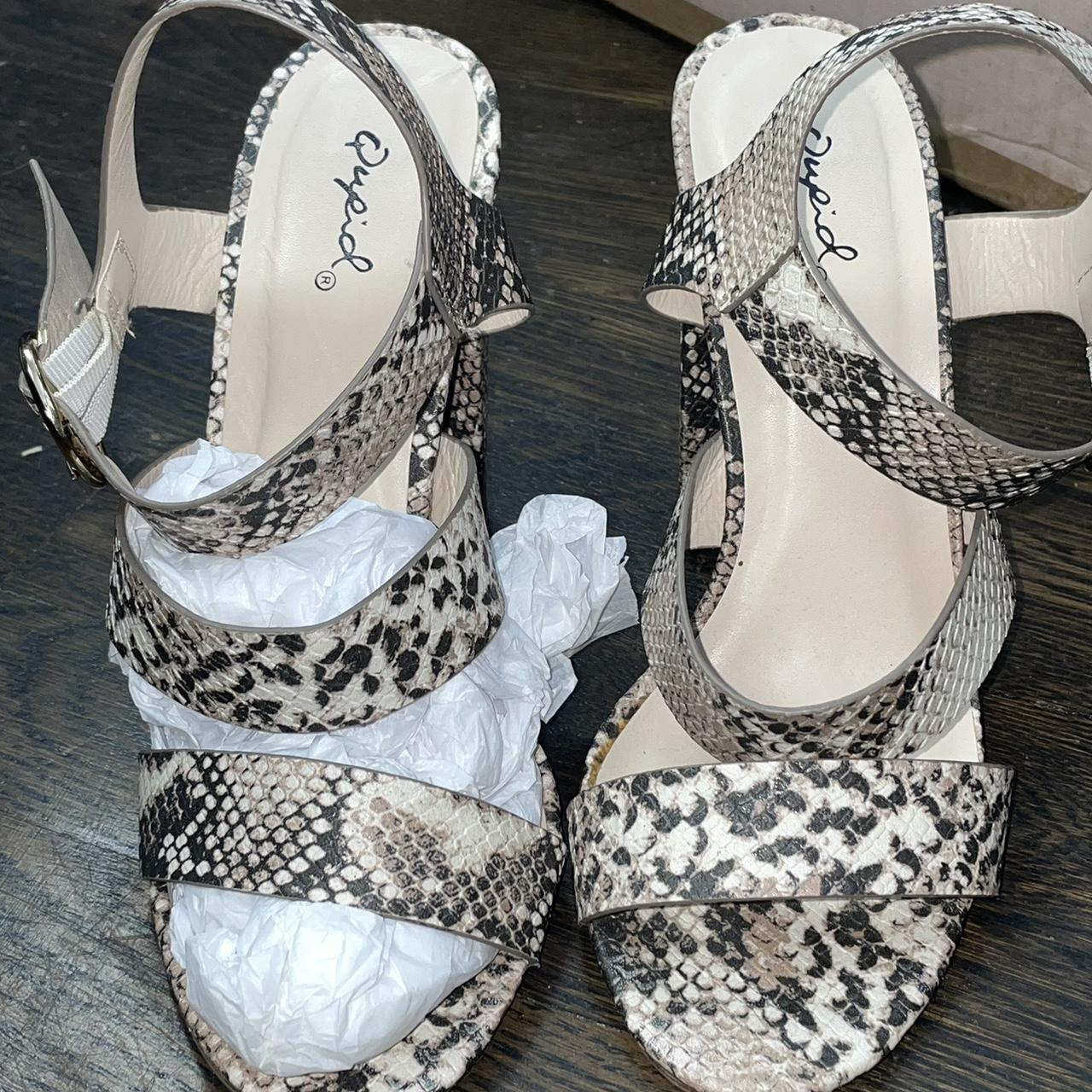 Qupid discount snakeskin sandals