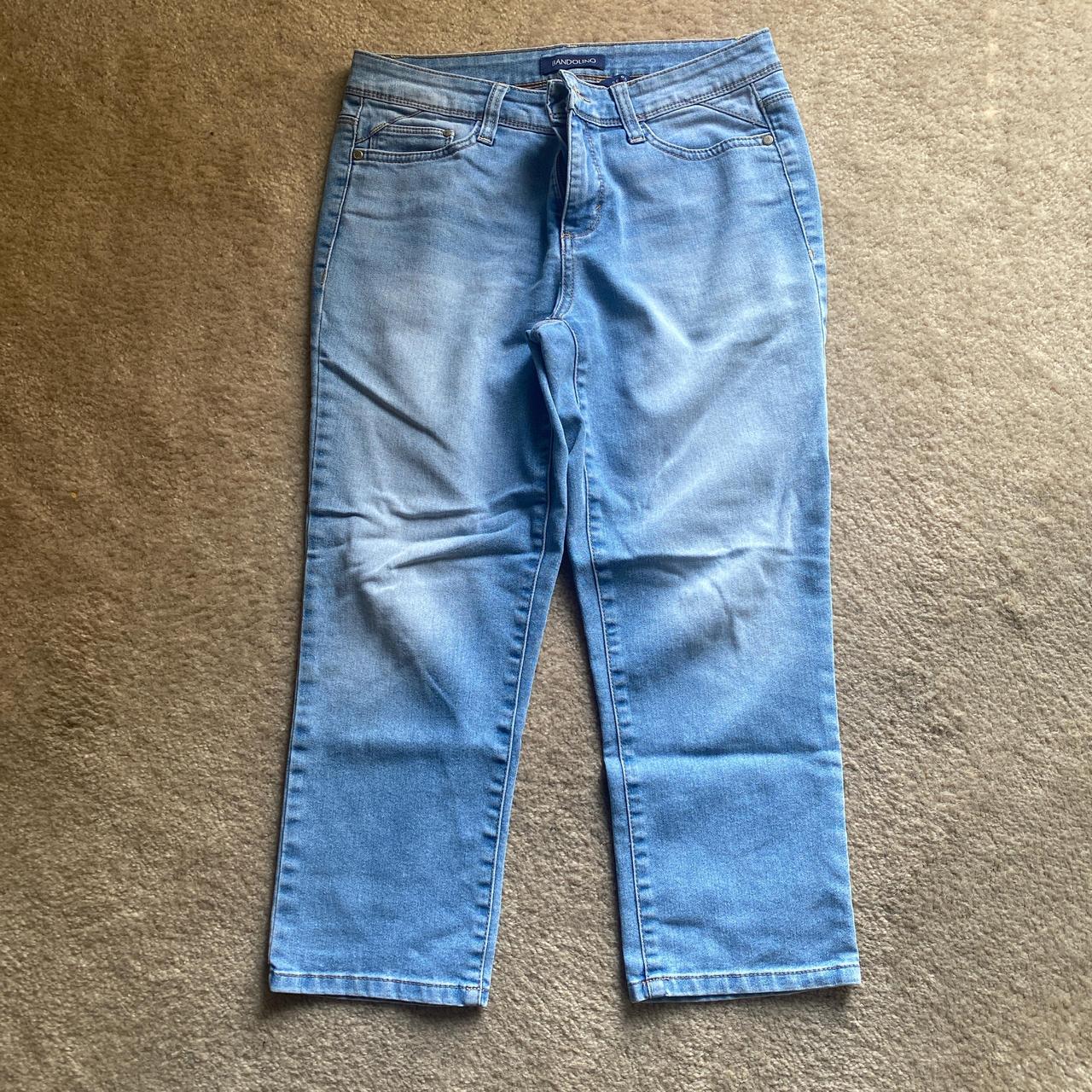 Bandolino Women s Jean Size 4 Fit like Loose. Depop